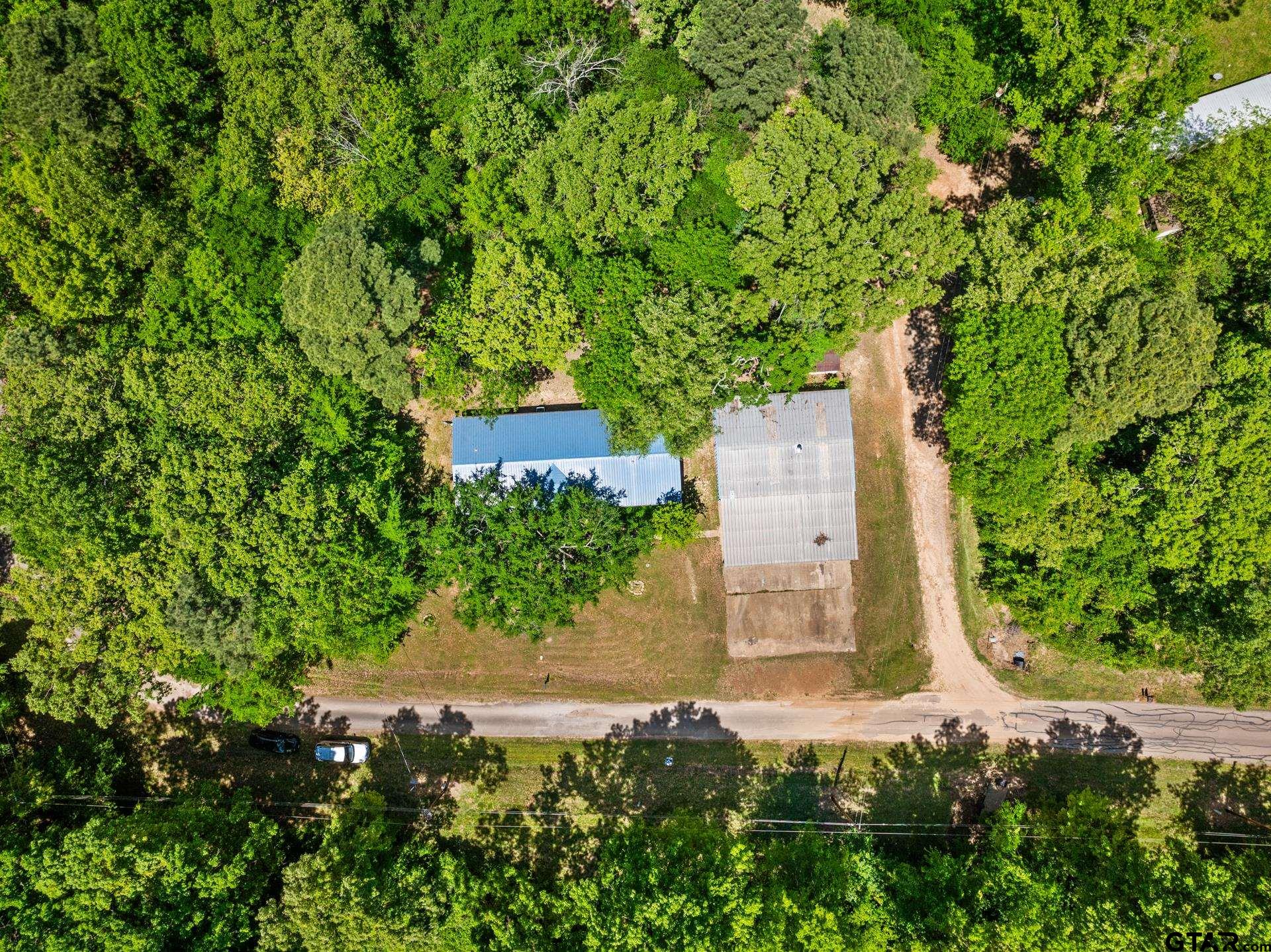 364 San Saba Ln