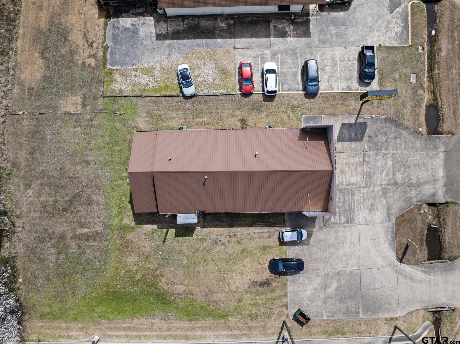 412 N McCoy Blvd