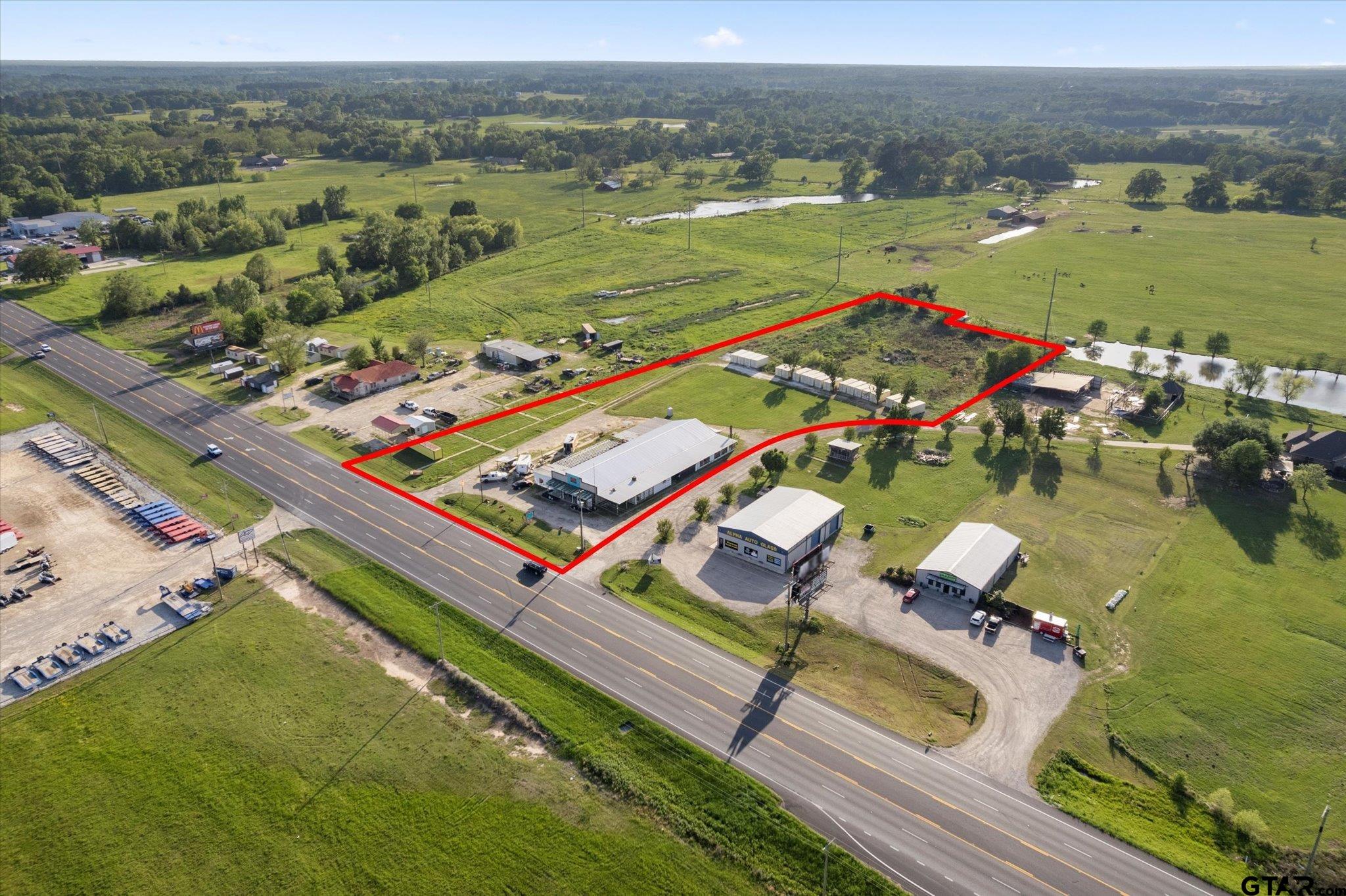 2516 HWY 271N