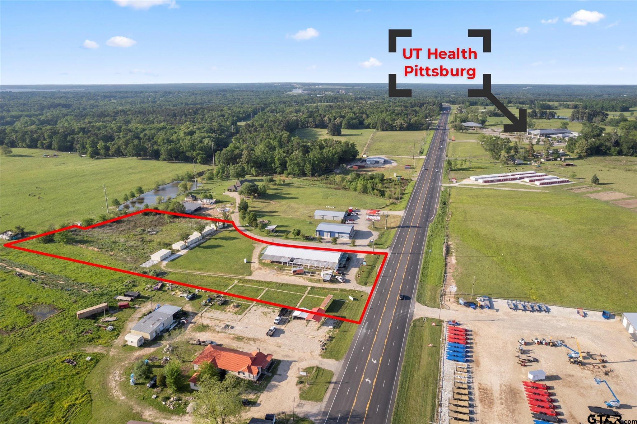 2516 HWY 271N