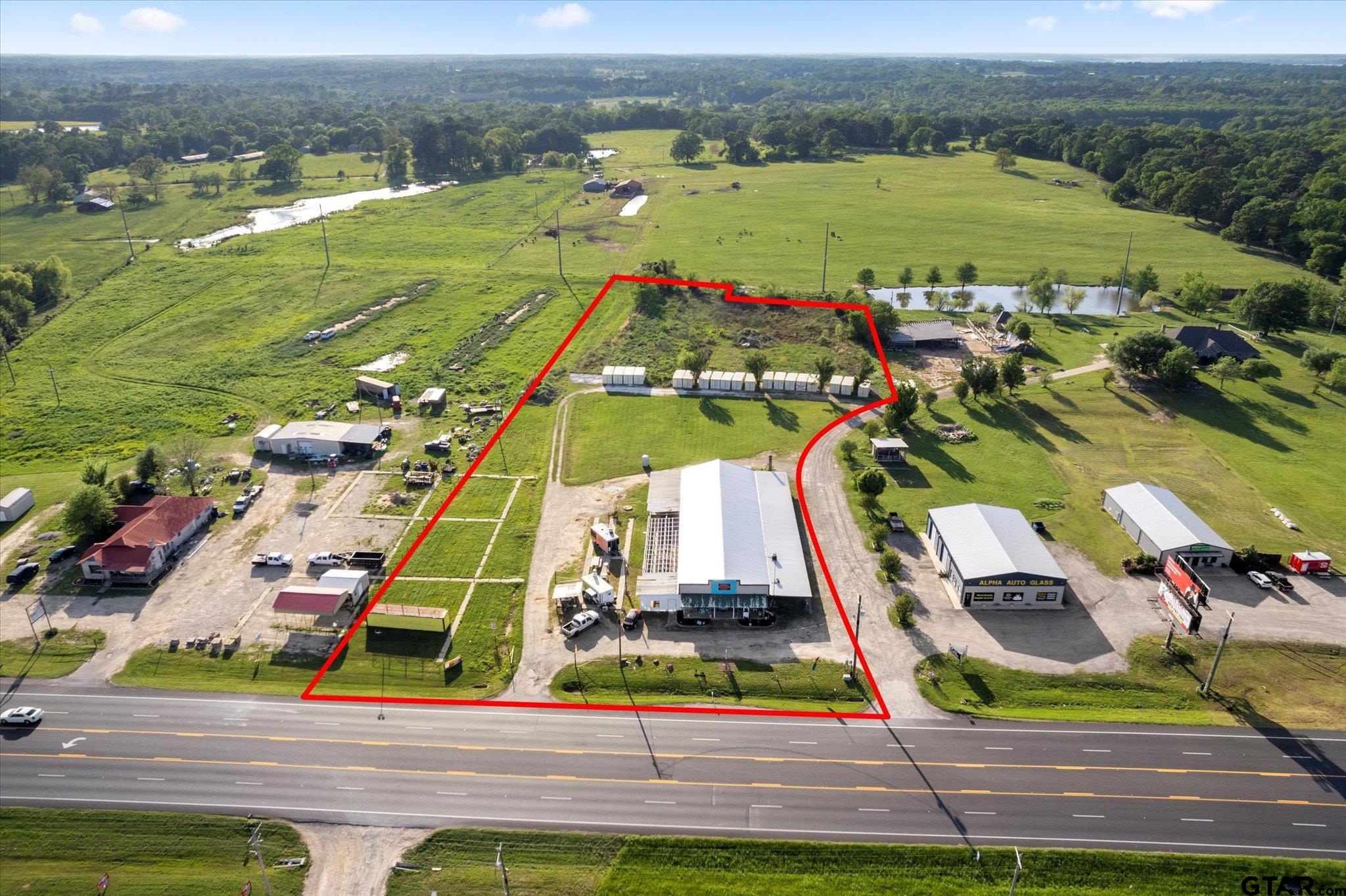 2516 HWY 271N