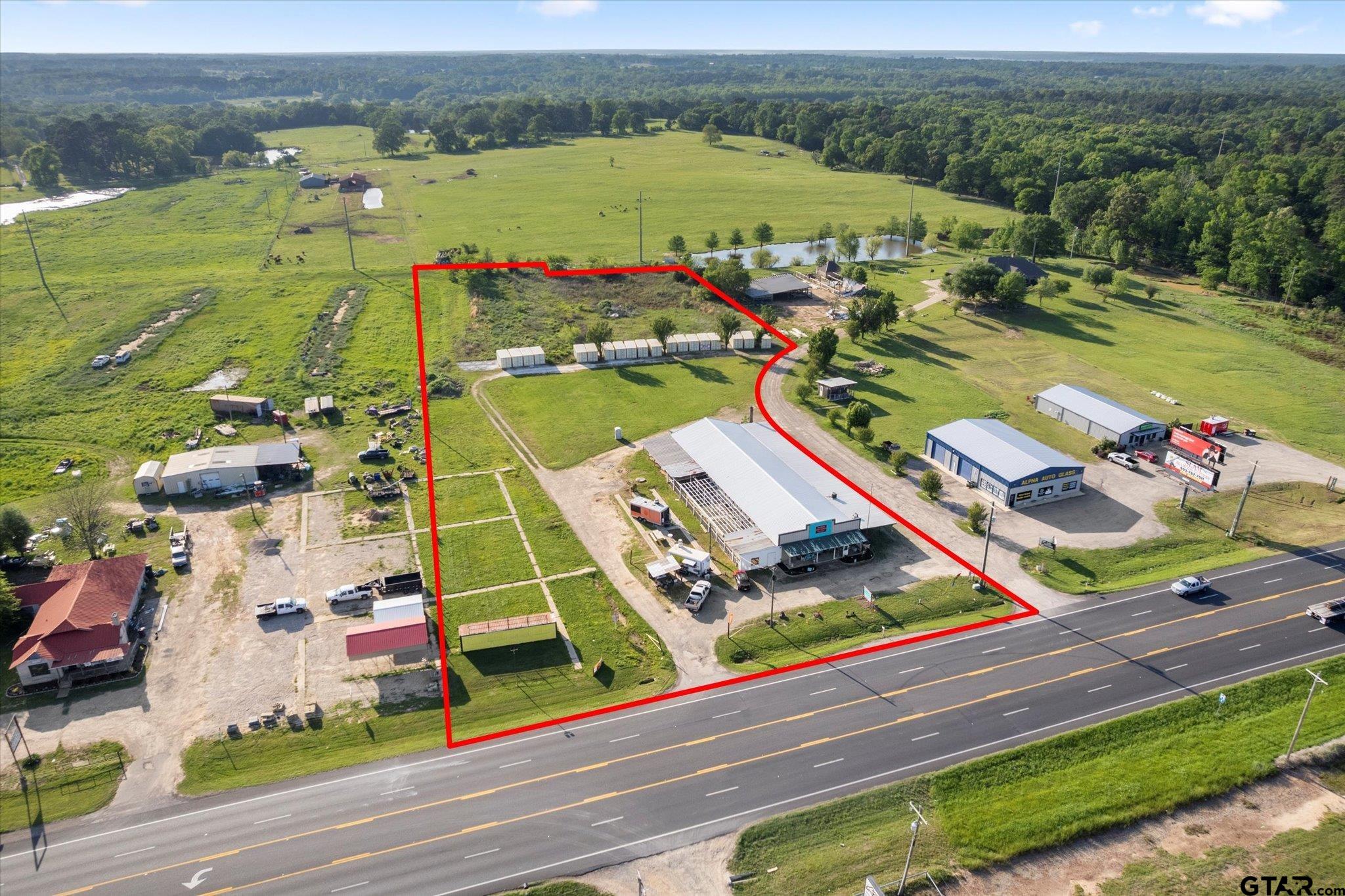 2516 HWY 271N