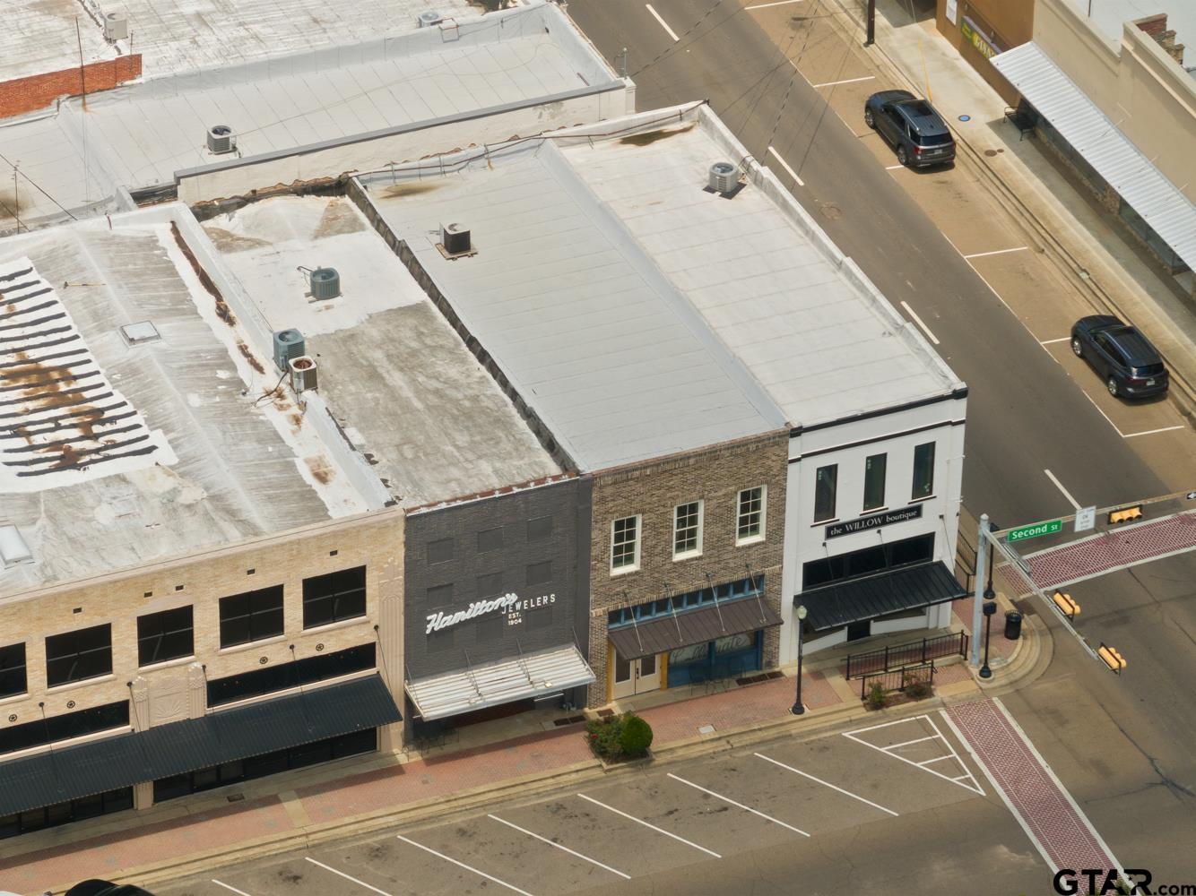 106 W 2nd St