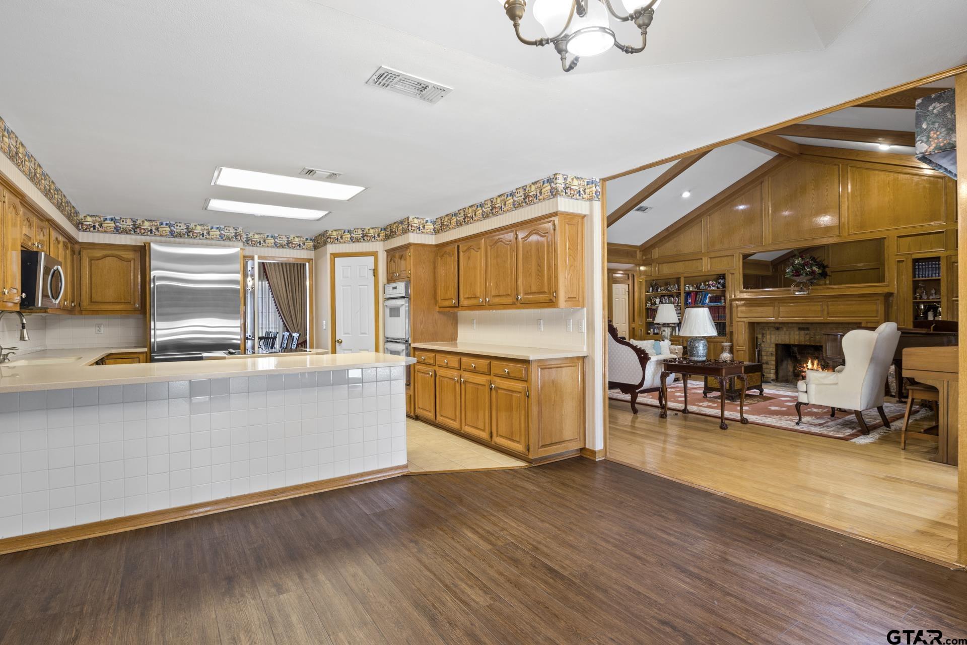 205 Turnberry Circle