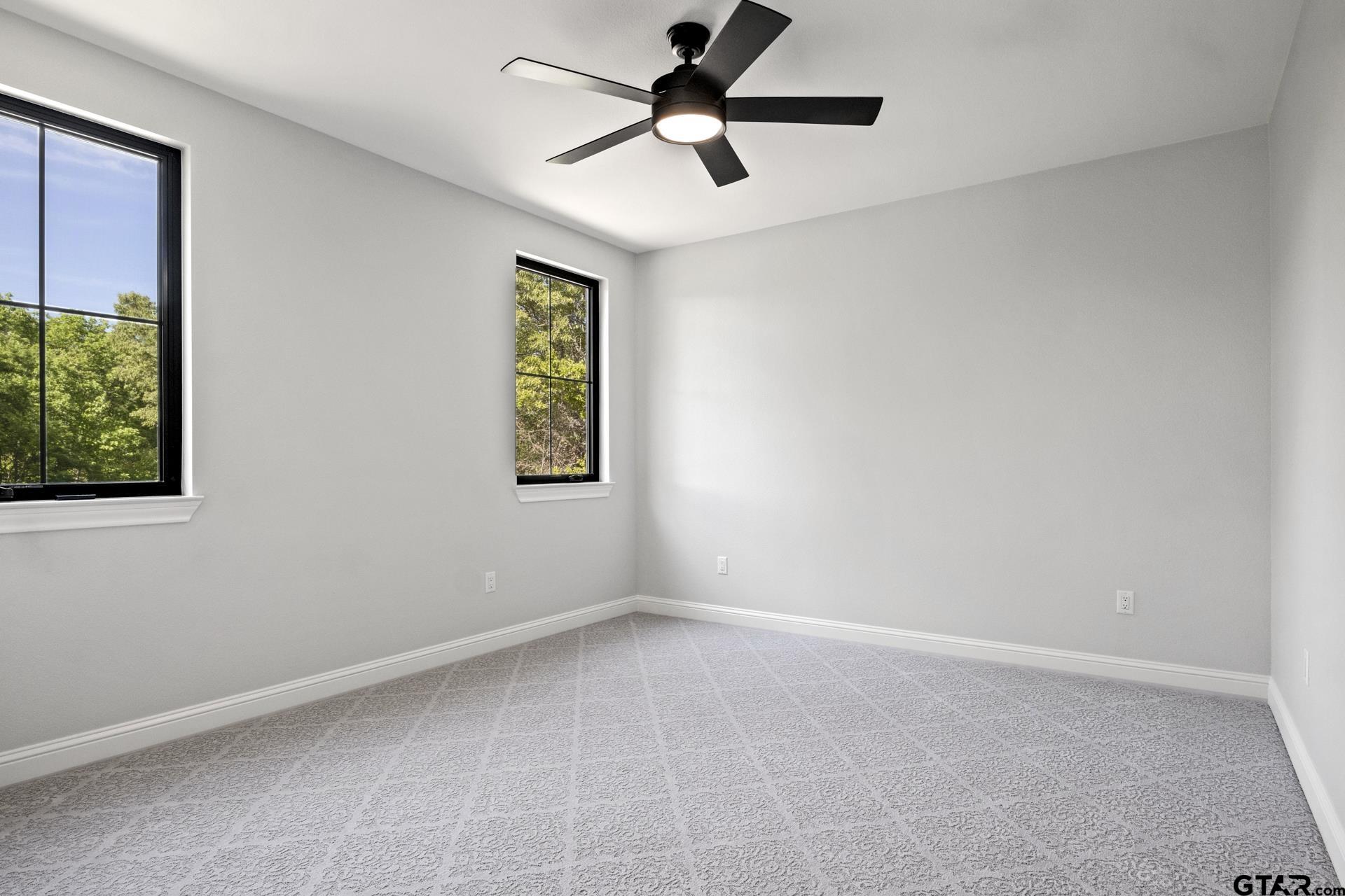 1013 Silver Lake Circle
