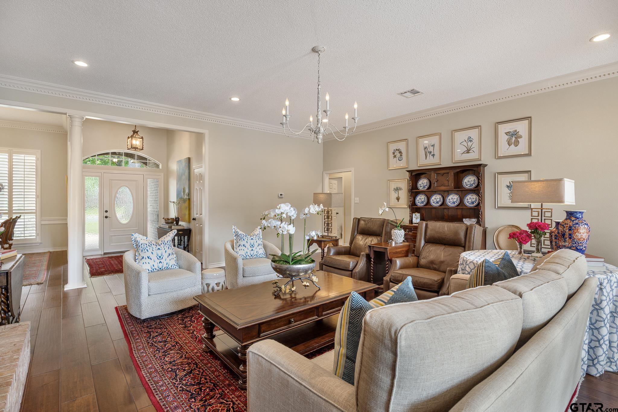 4911 Barclay Drive