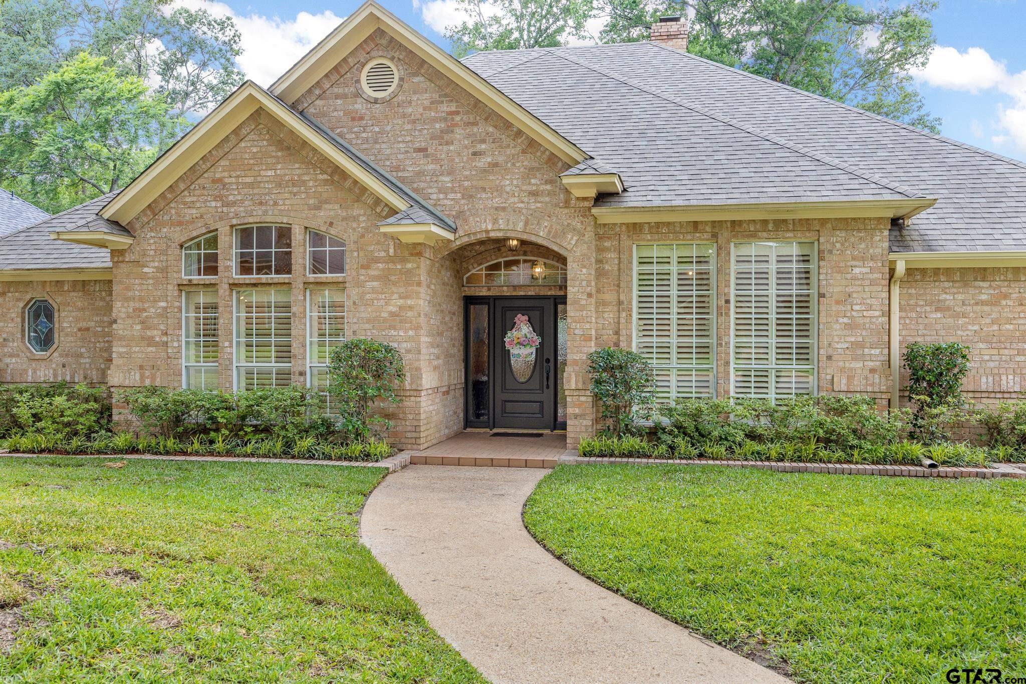 4911 Barclay Drive