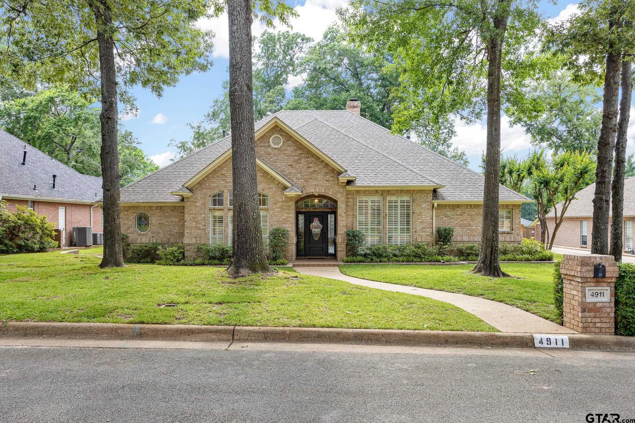 4911 Barclay Drive