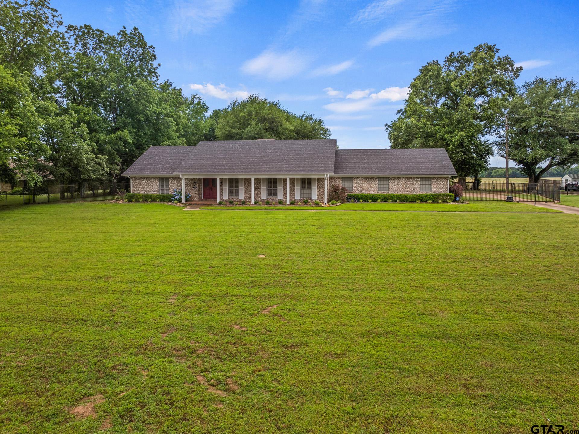 1108 Quitman