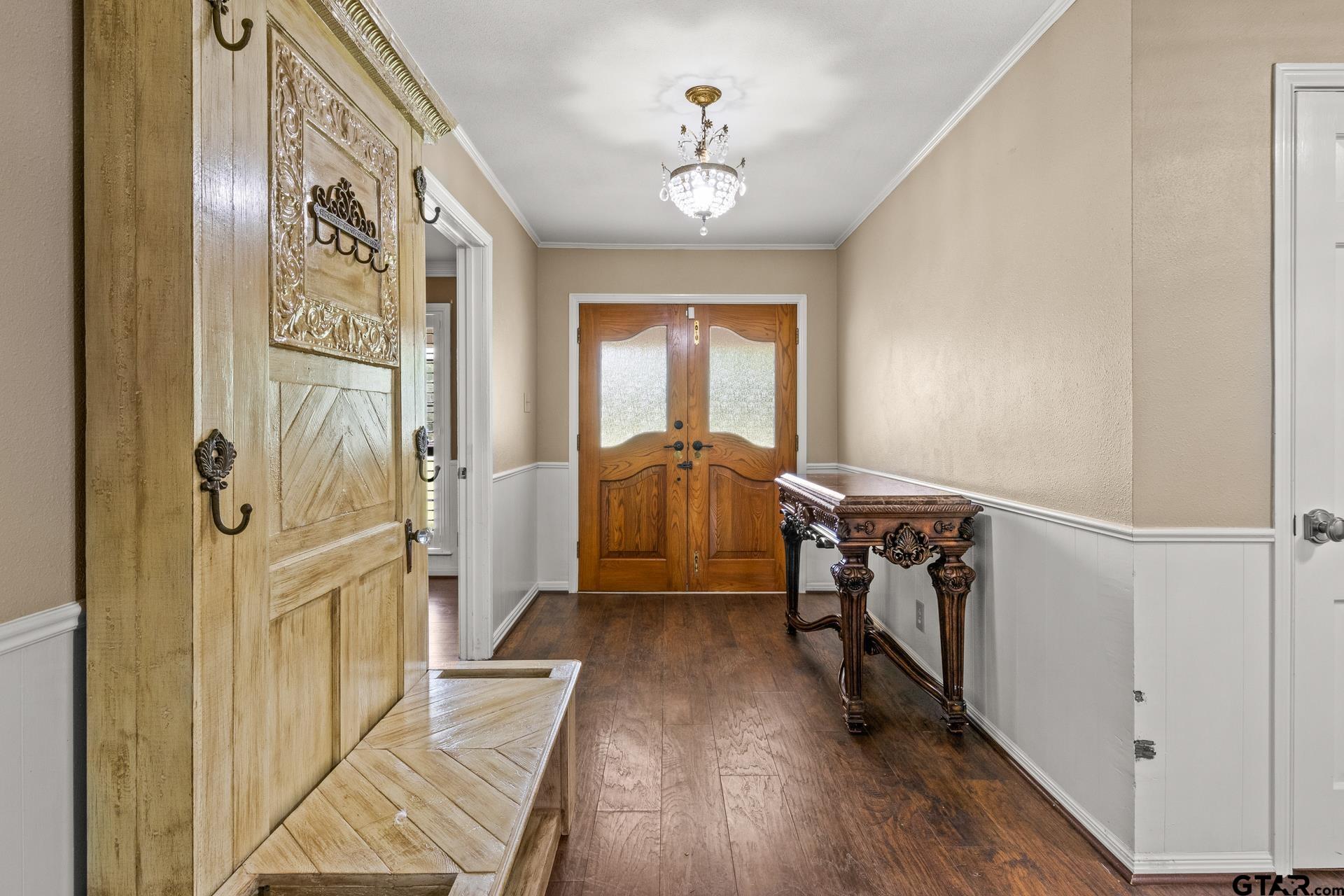 1108 Quitman