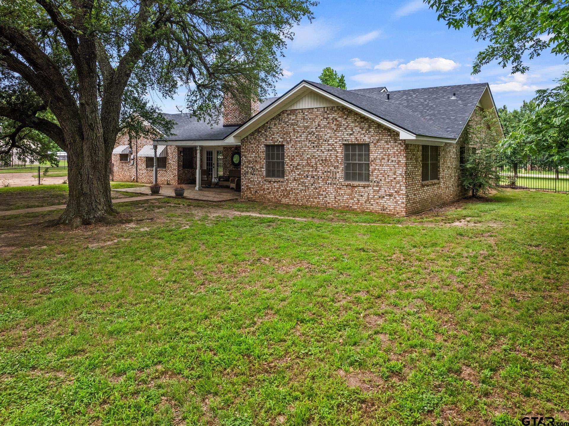 1108 Quitman