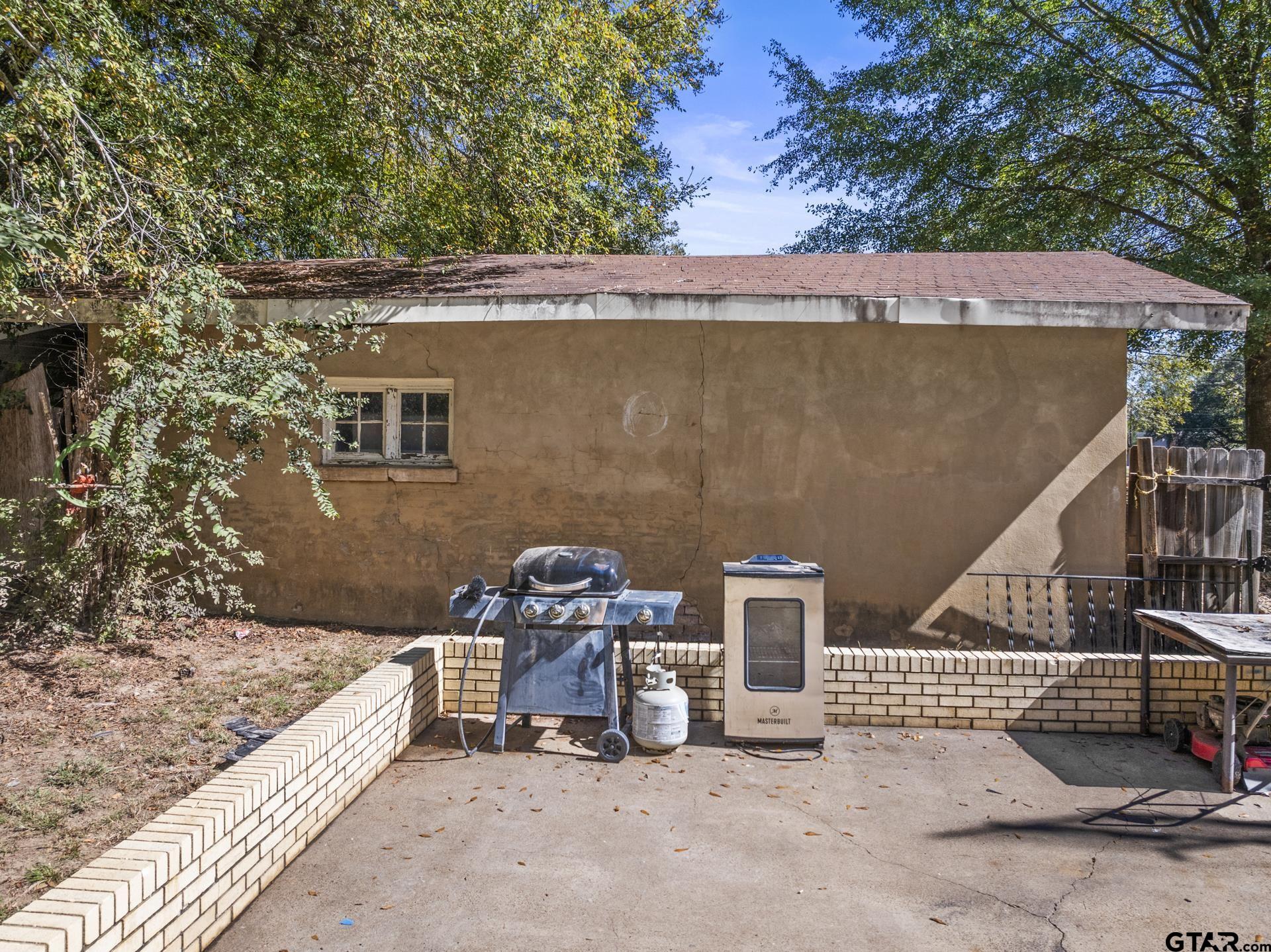 411 E Main Street
