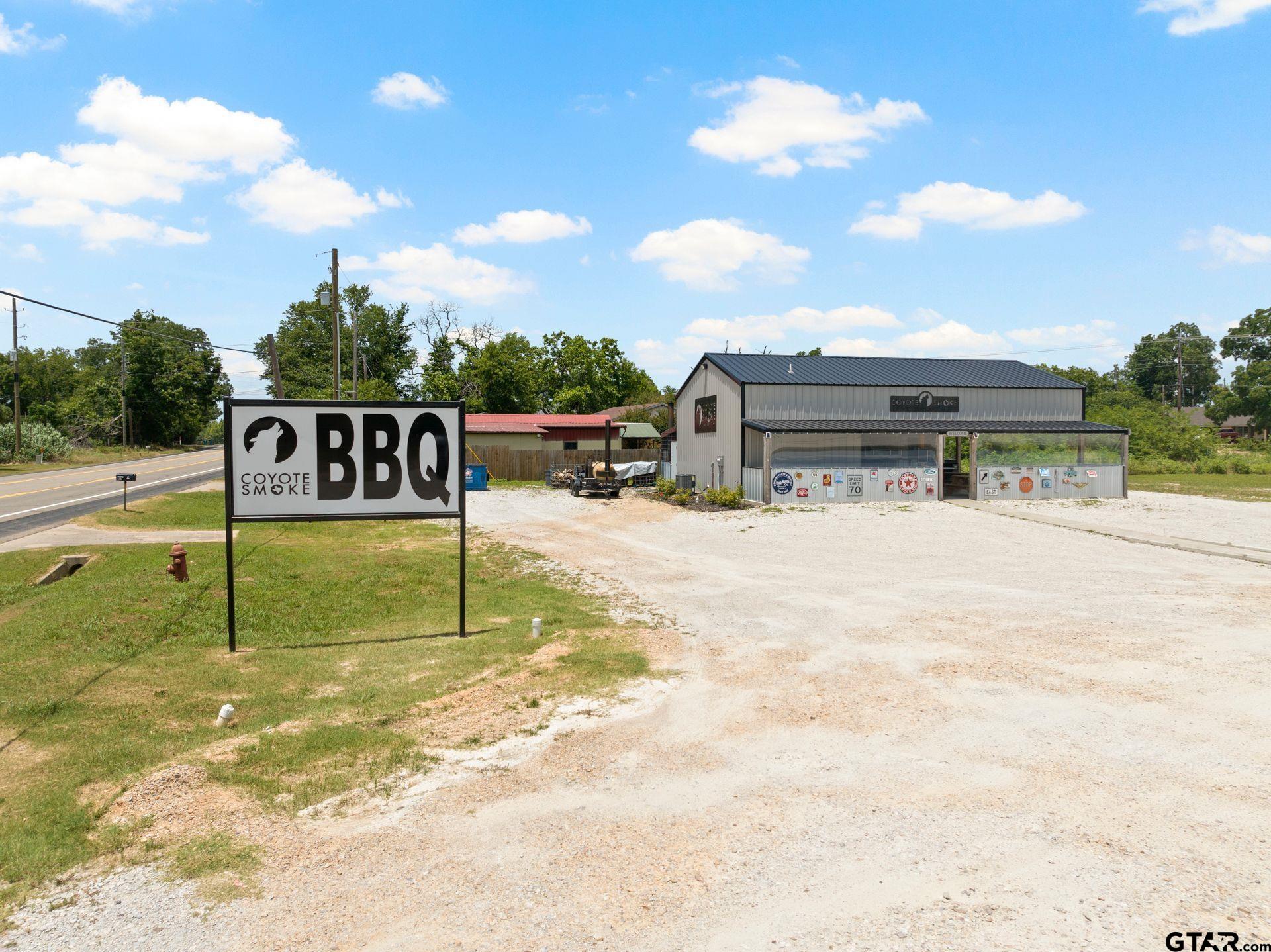 908 W Broadway Street
