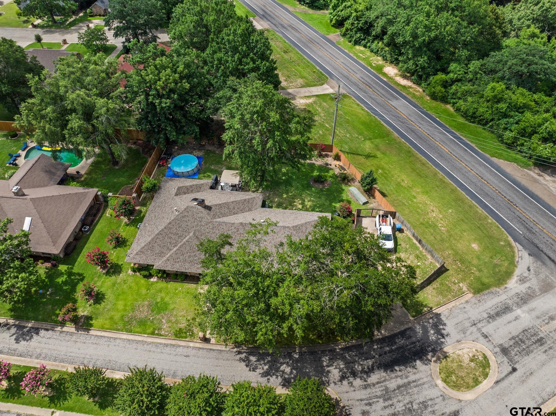 1801 N Fairway