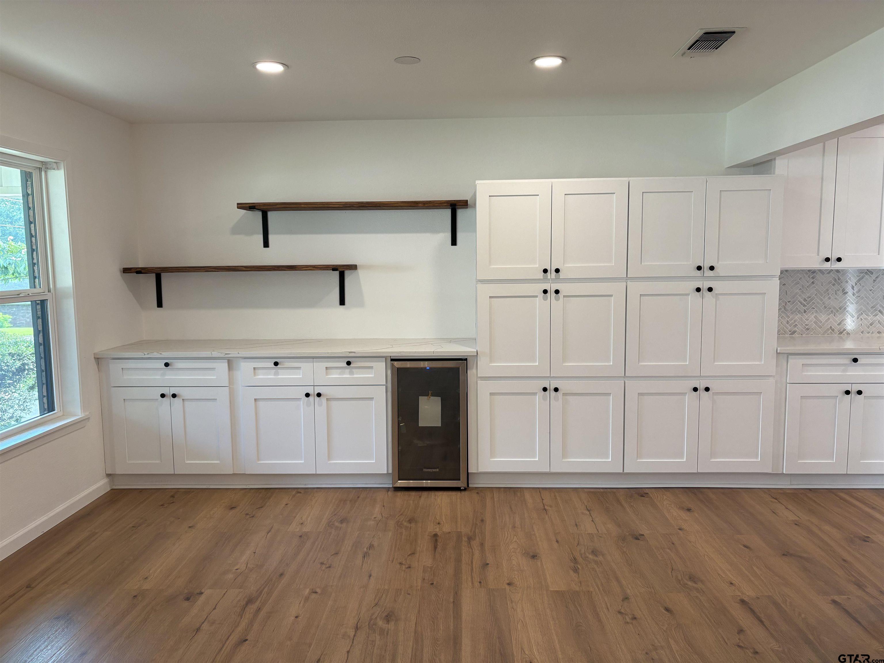 515 Dogwood Ln