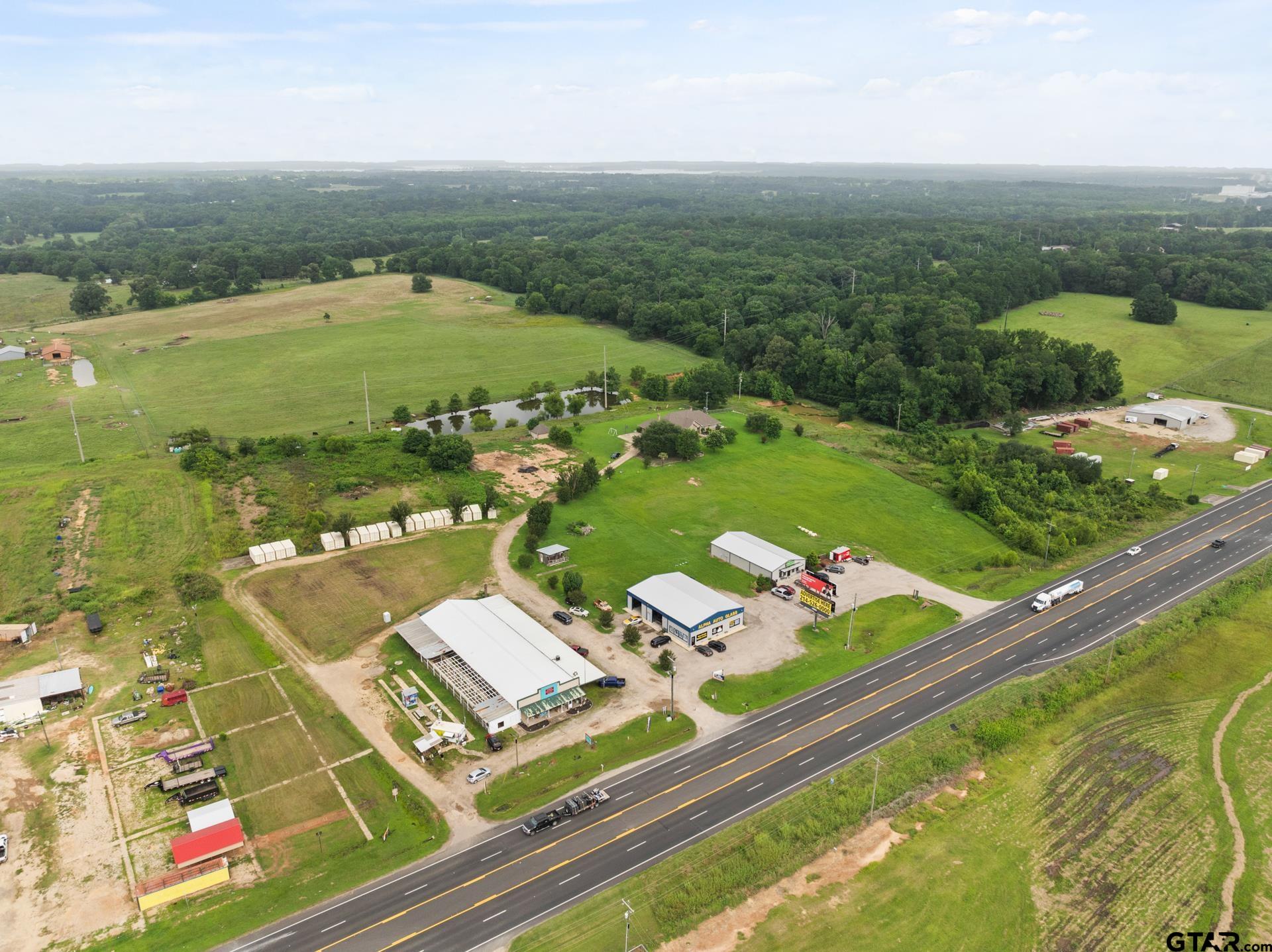 2520 N Hwy 271