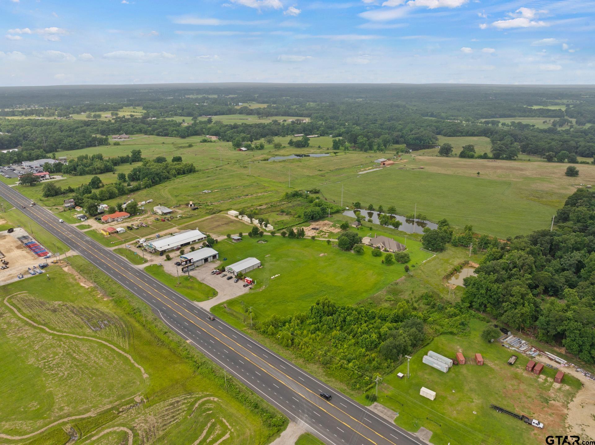 2520 N Hwy 271