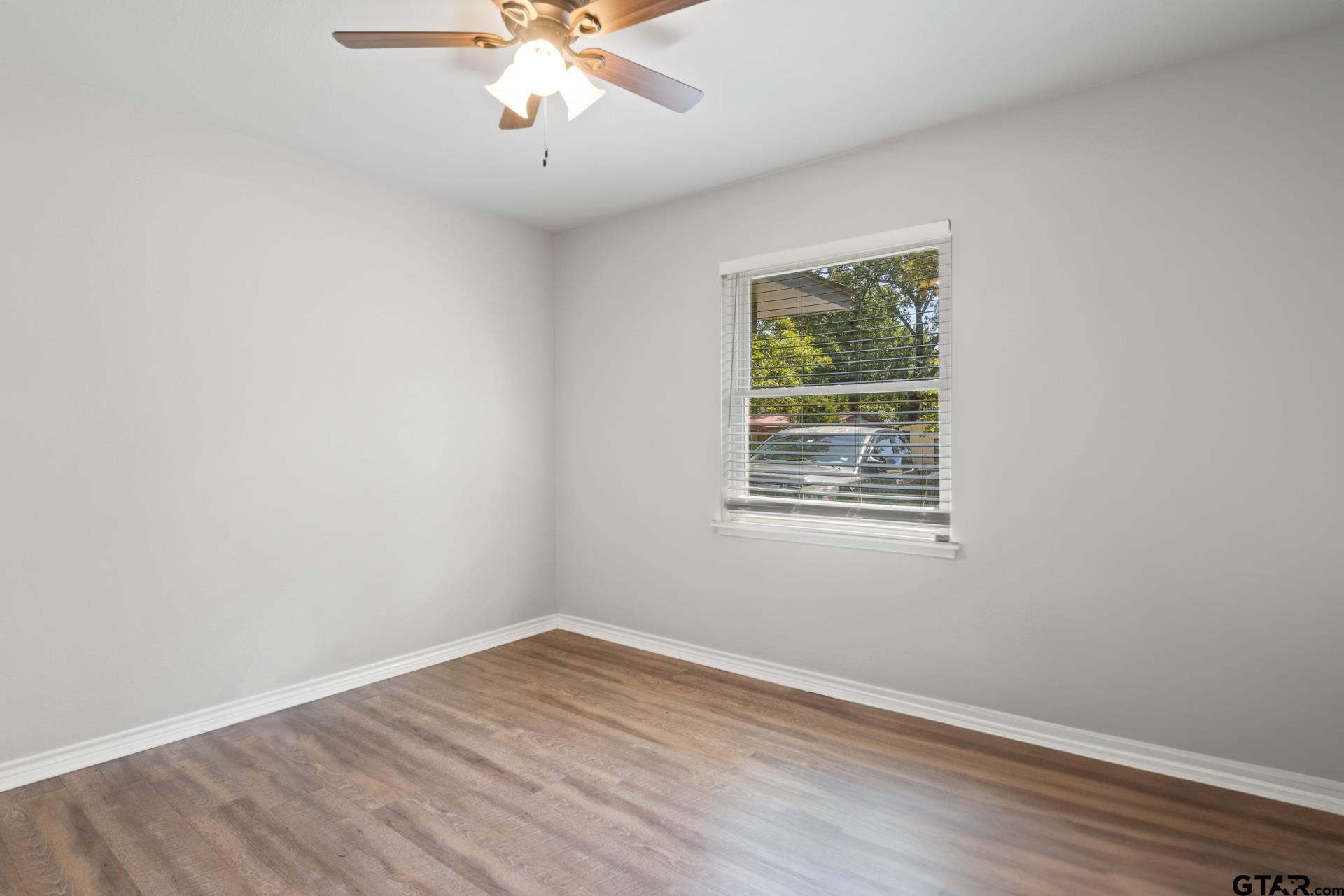 3915 Sabine