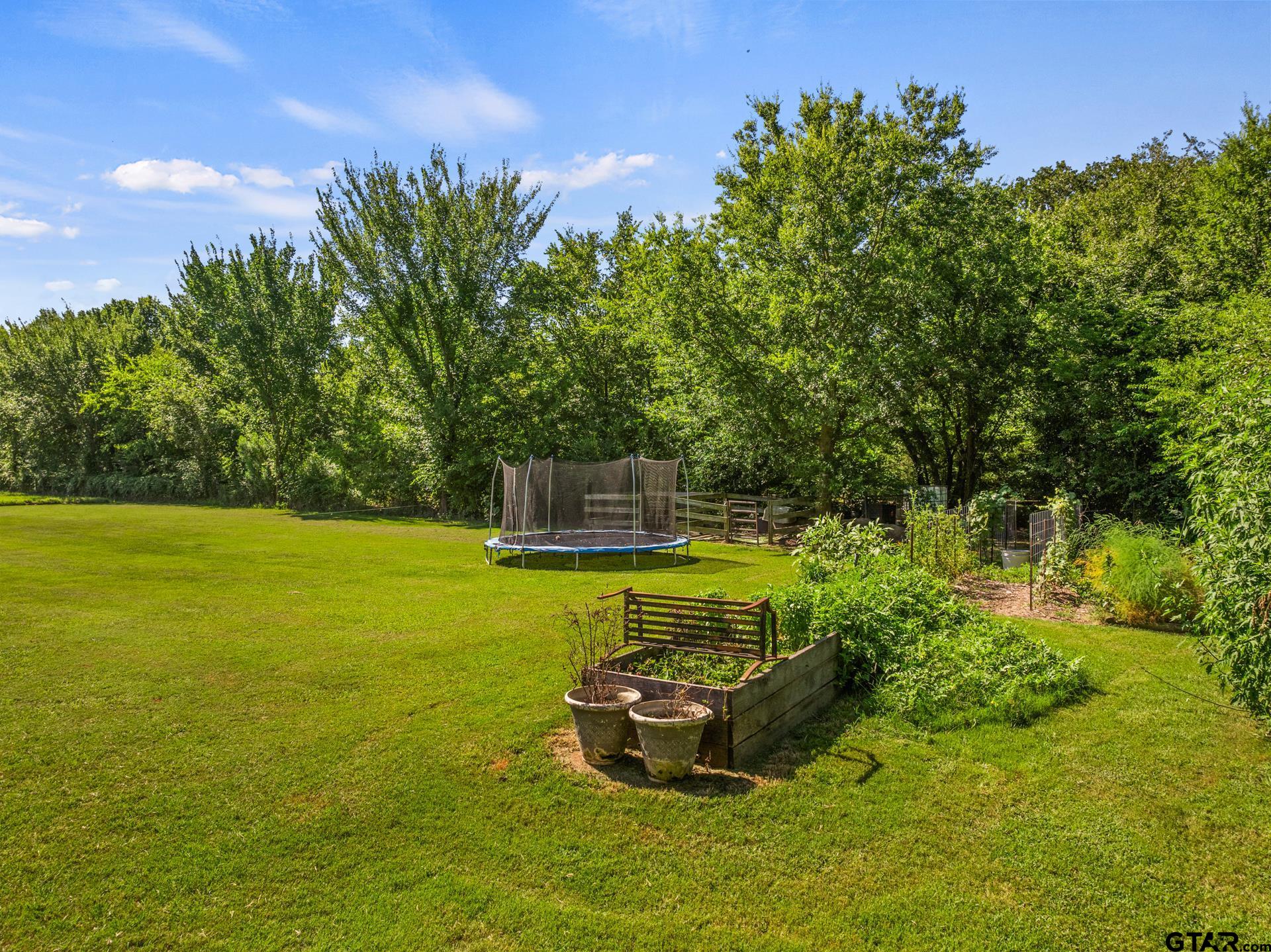 751 NW County Road 1010
