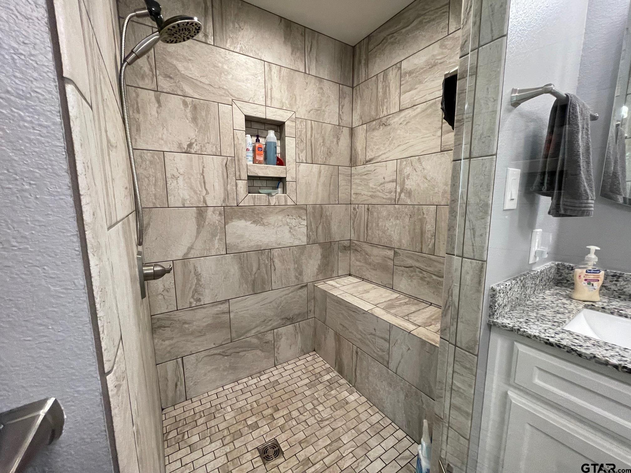 398 King Club Court