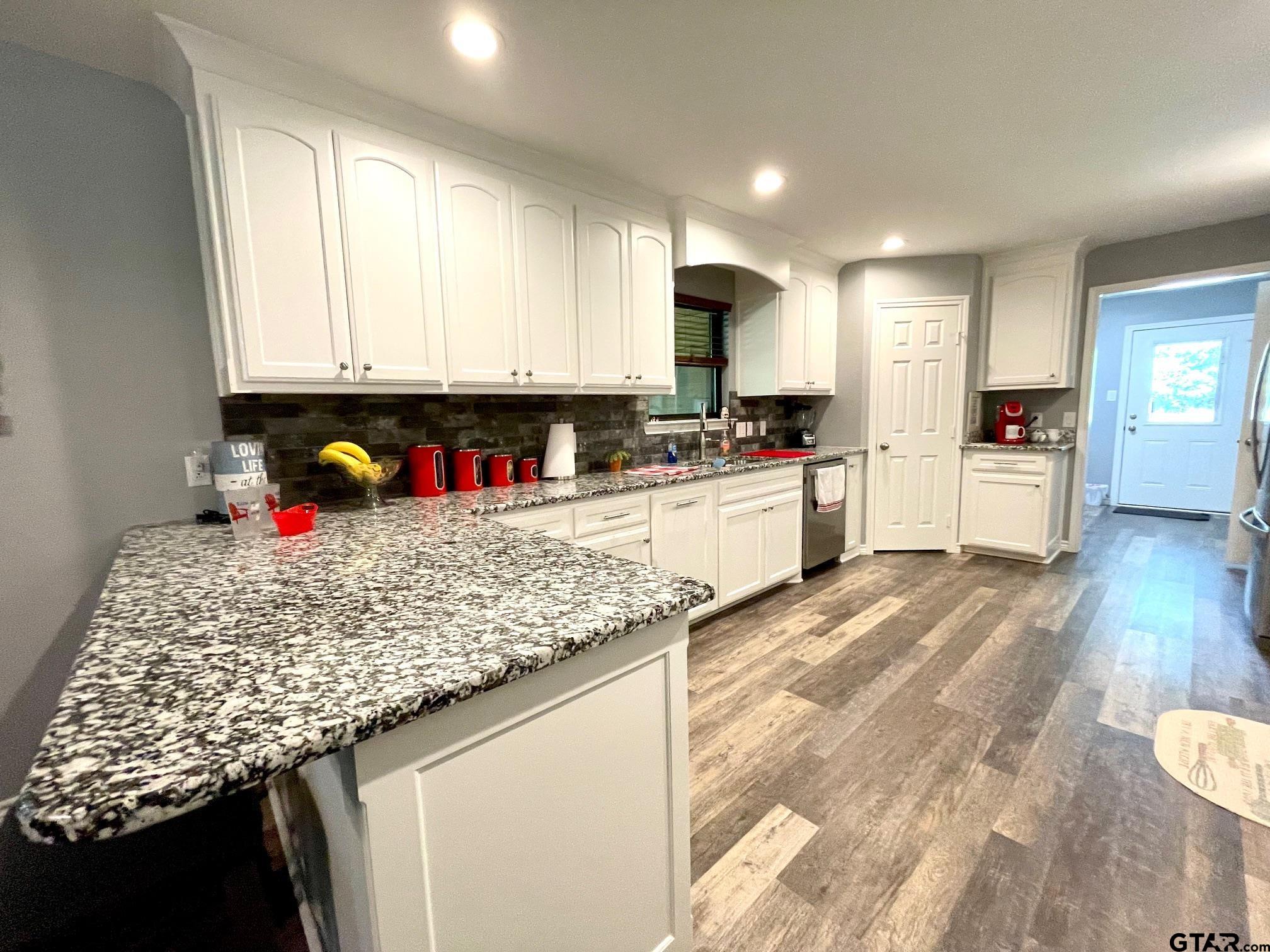 398 King Club Court