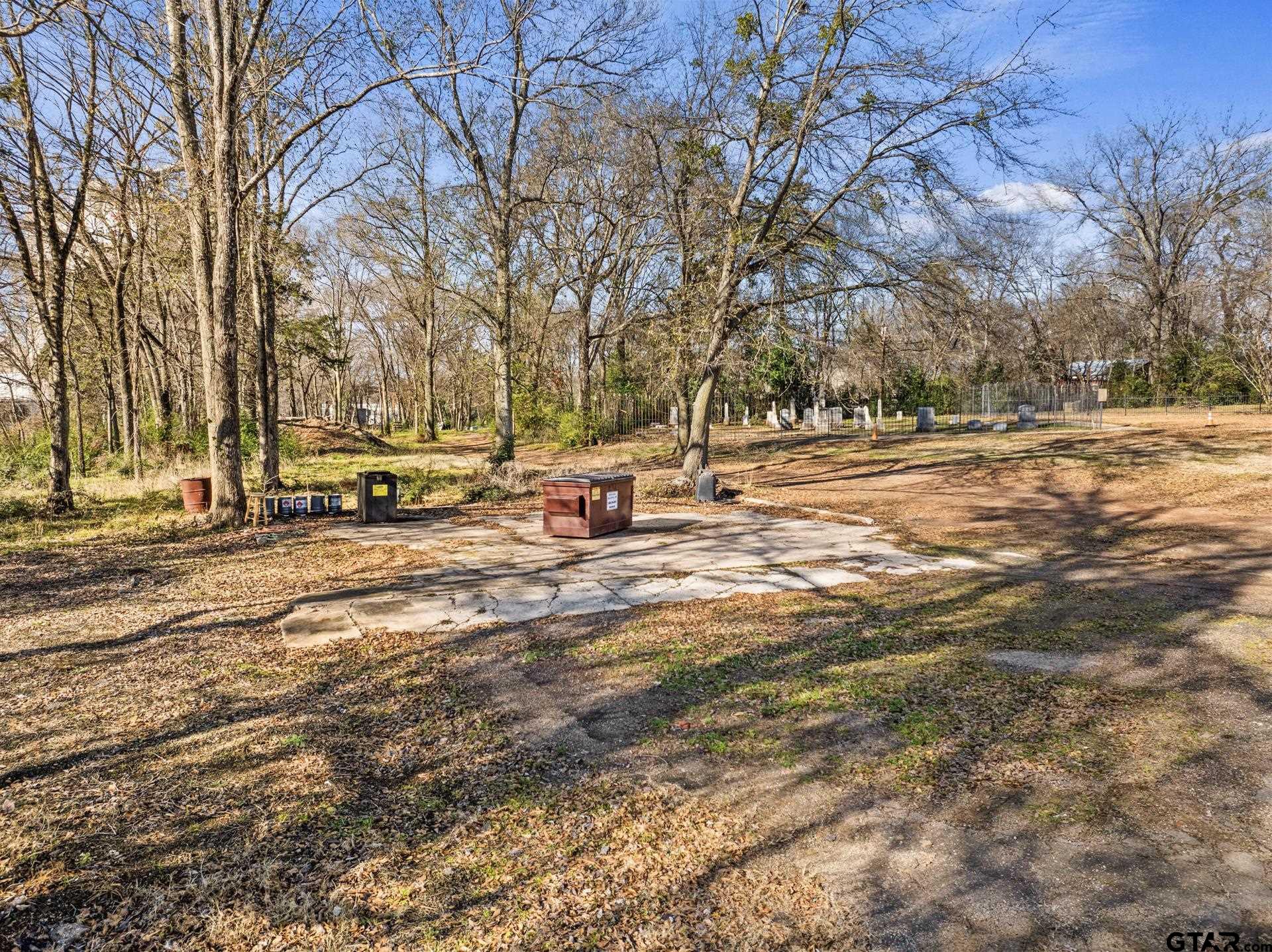220 Quitman