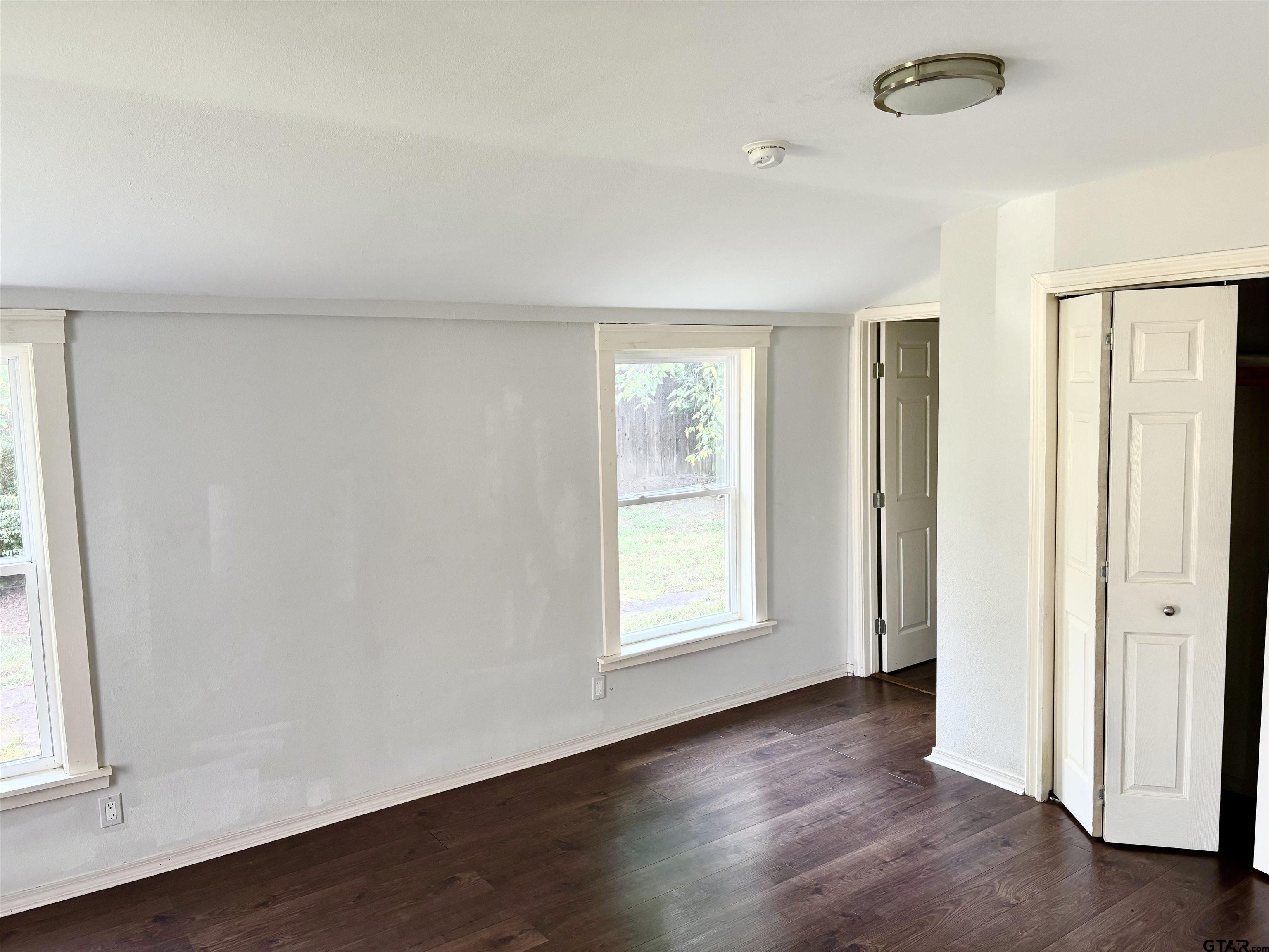206 LIVE OAK