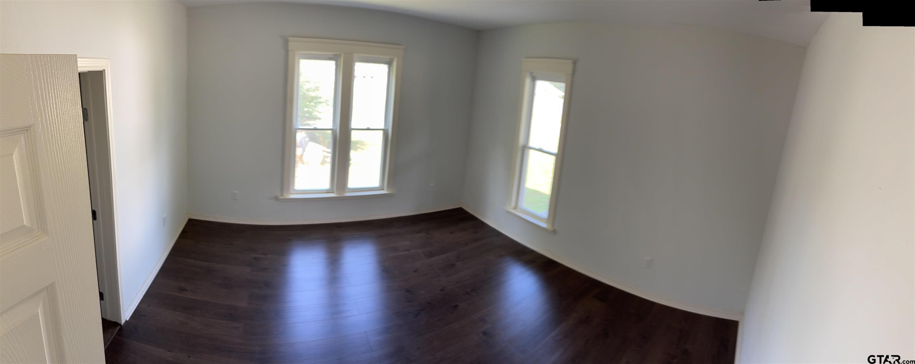 206 LIVE OAK