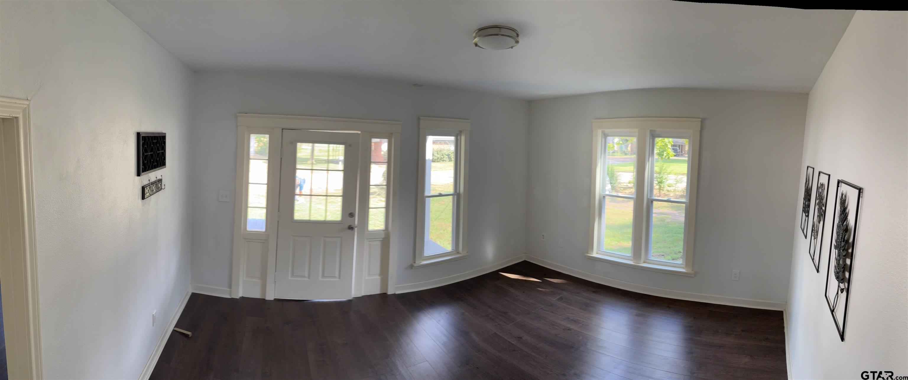 206 LIVE OAK