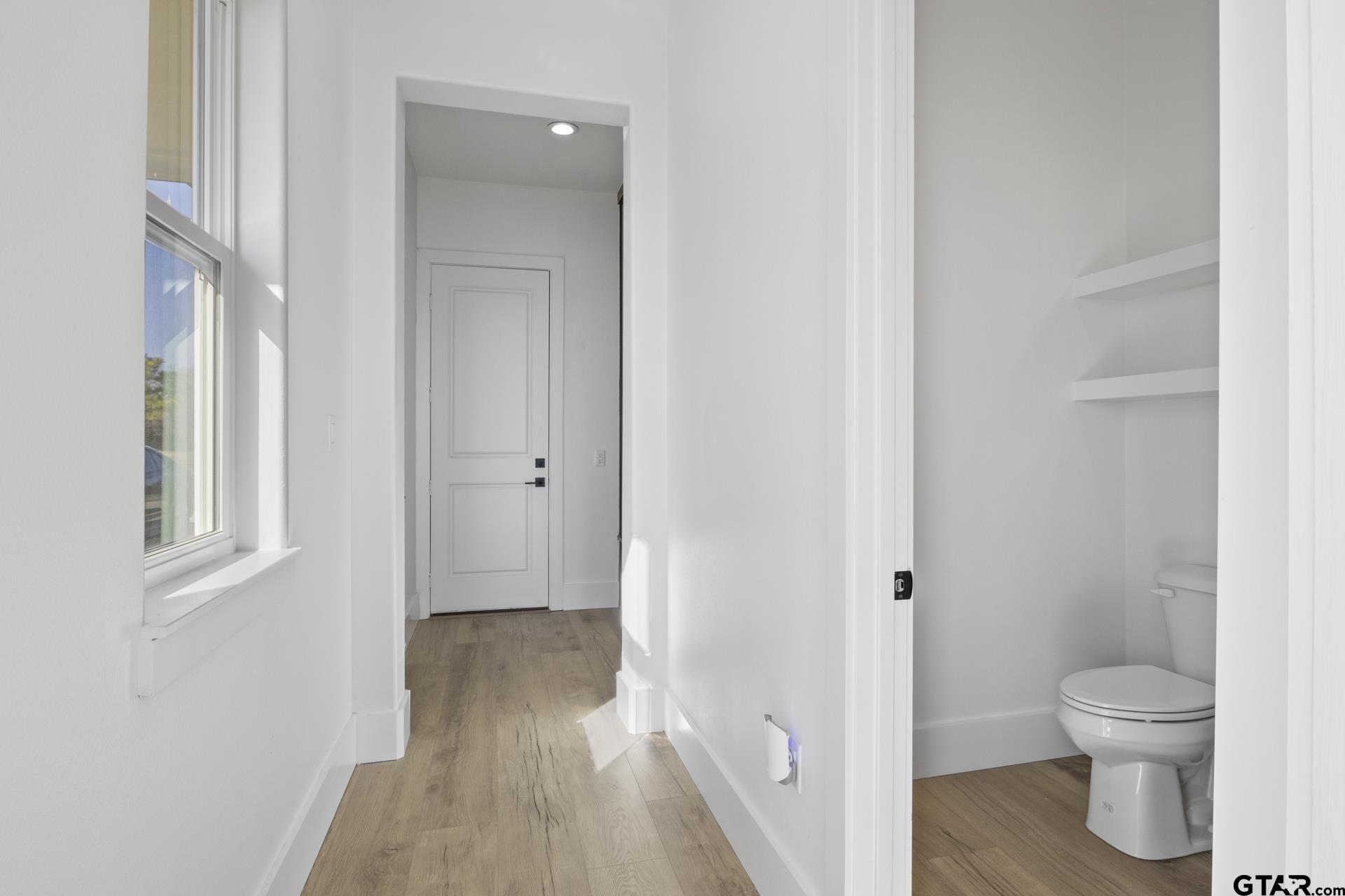 126 Private Road 2712