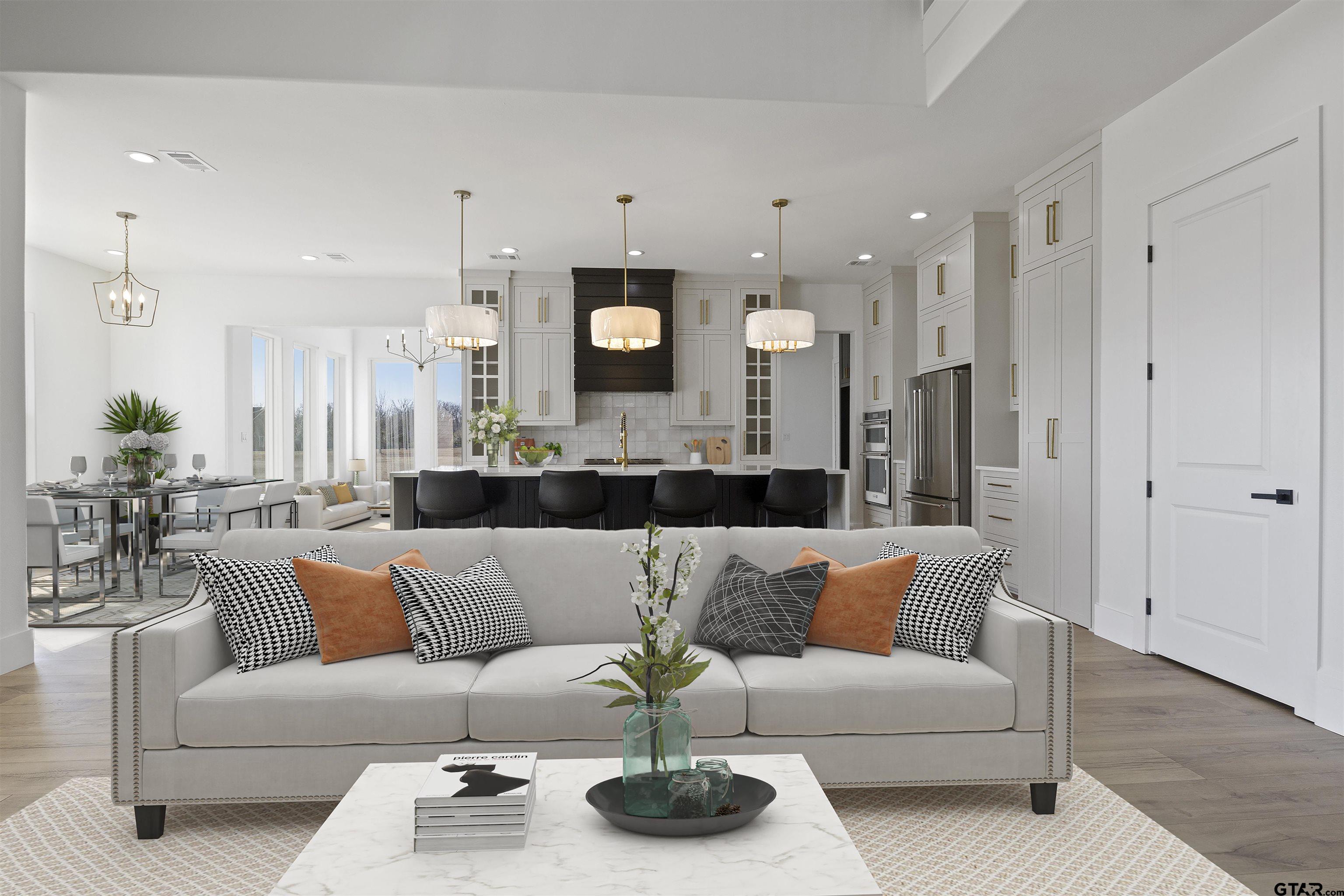 126 Private Road 2712