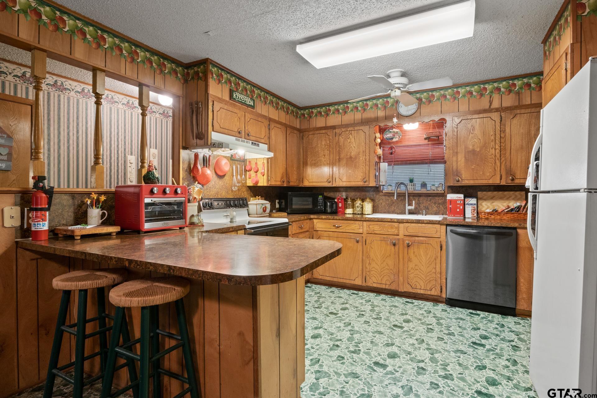 387 County Road 2675