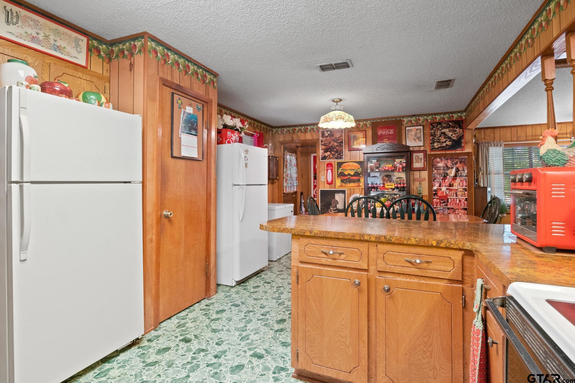 387 County Road 2675