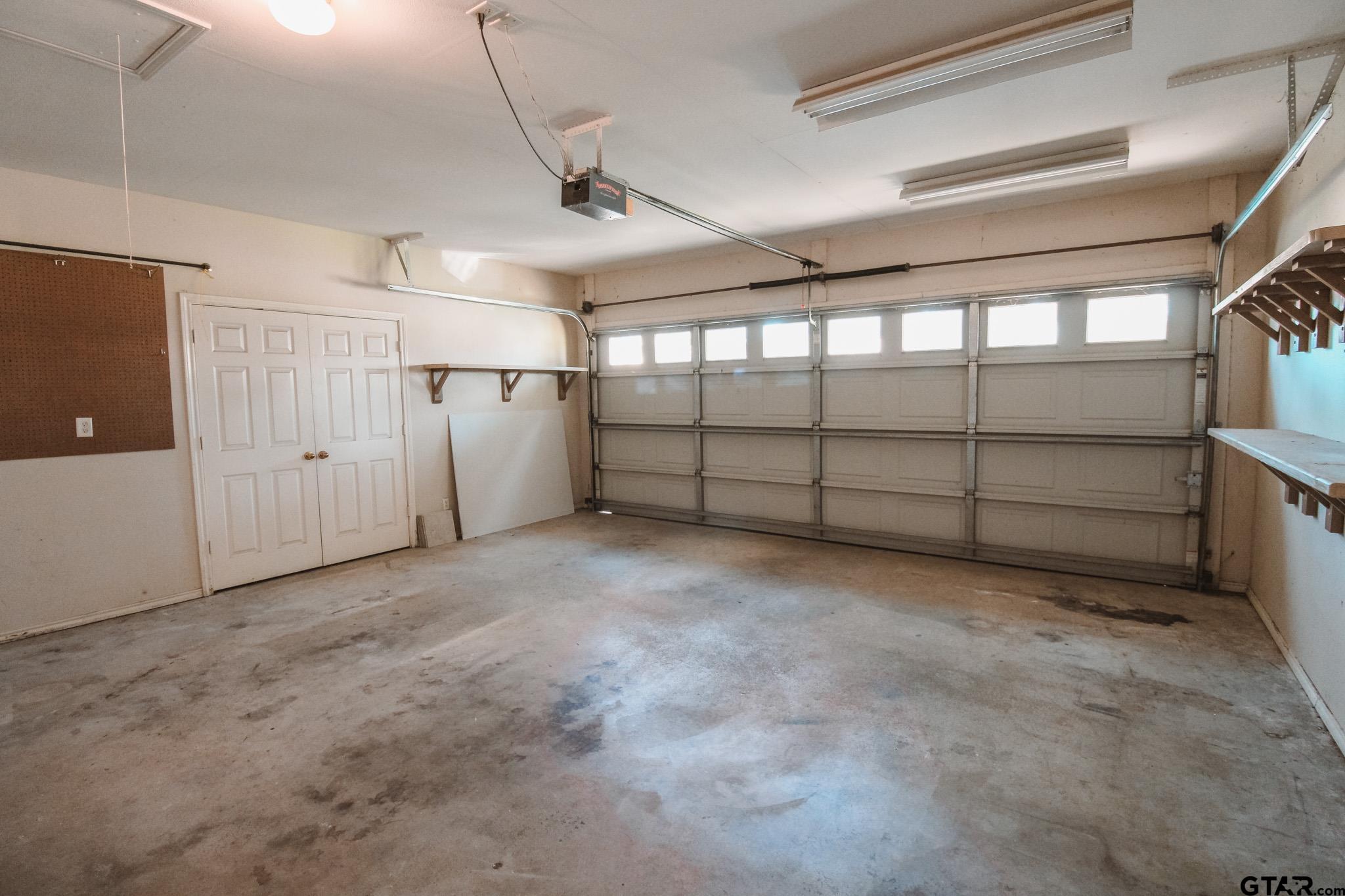 607 Mustang Dr