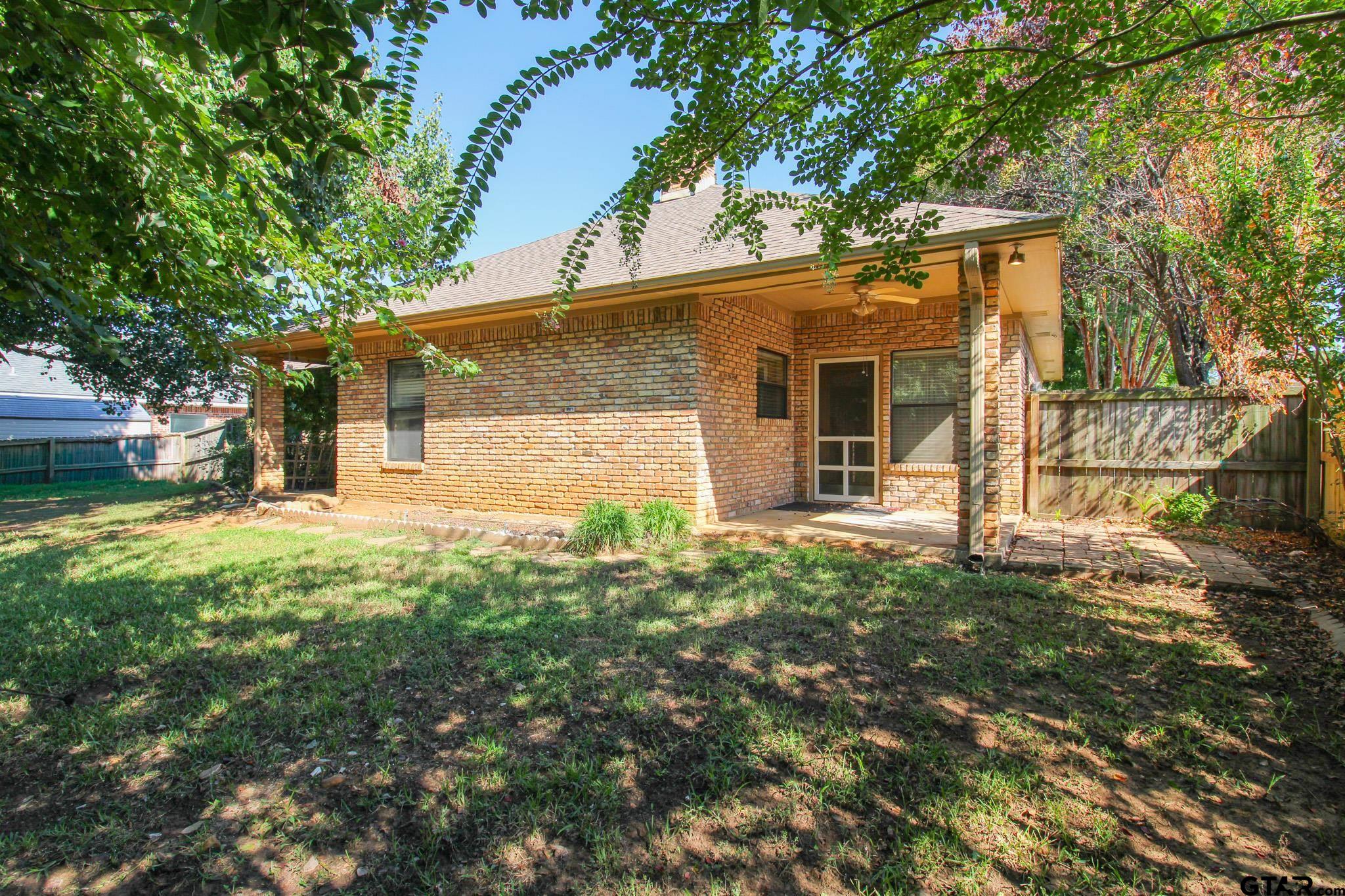 607 Mustang Dr