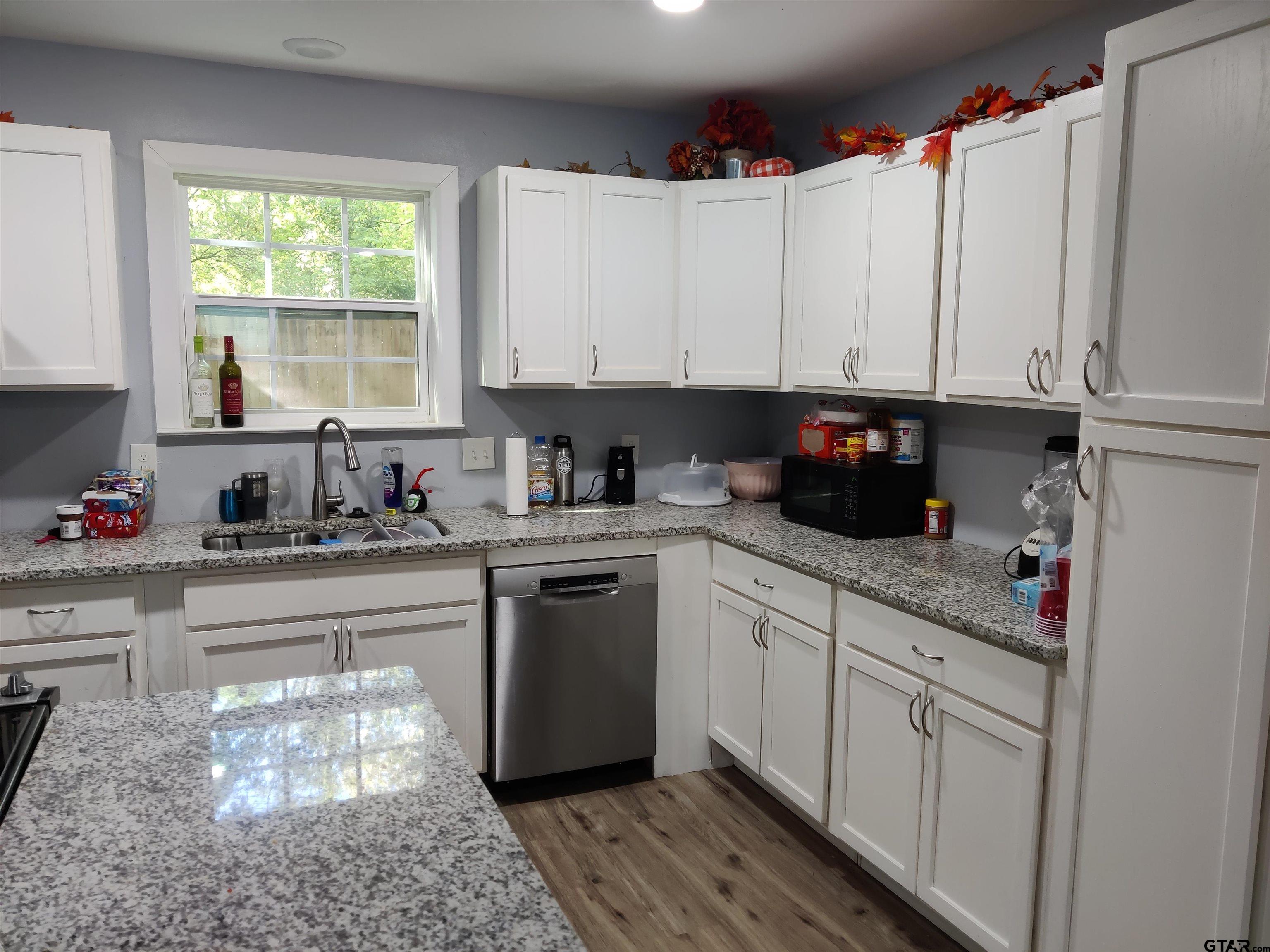 212 Lenox