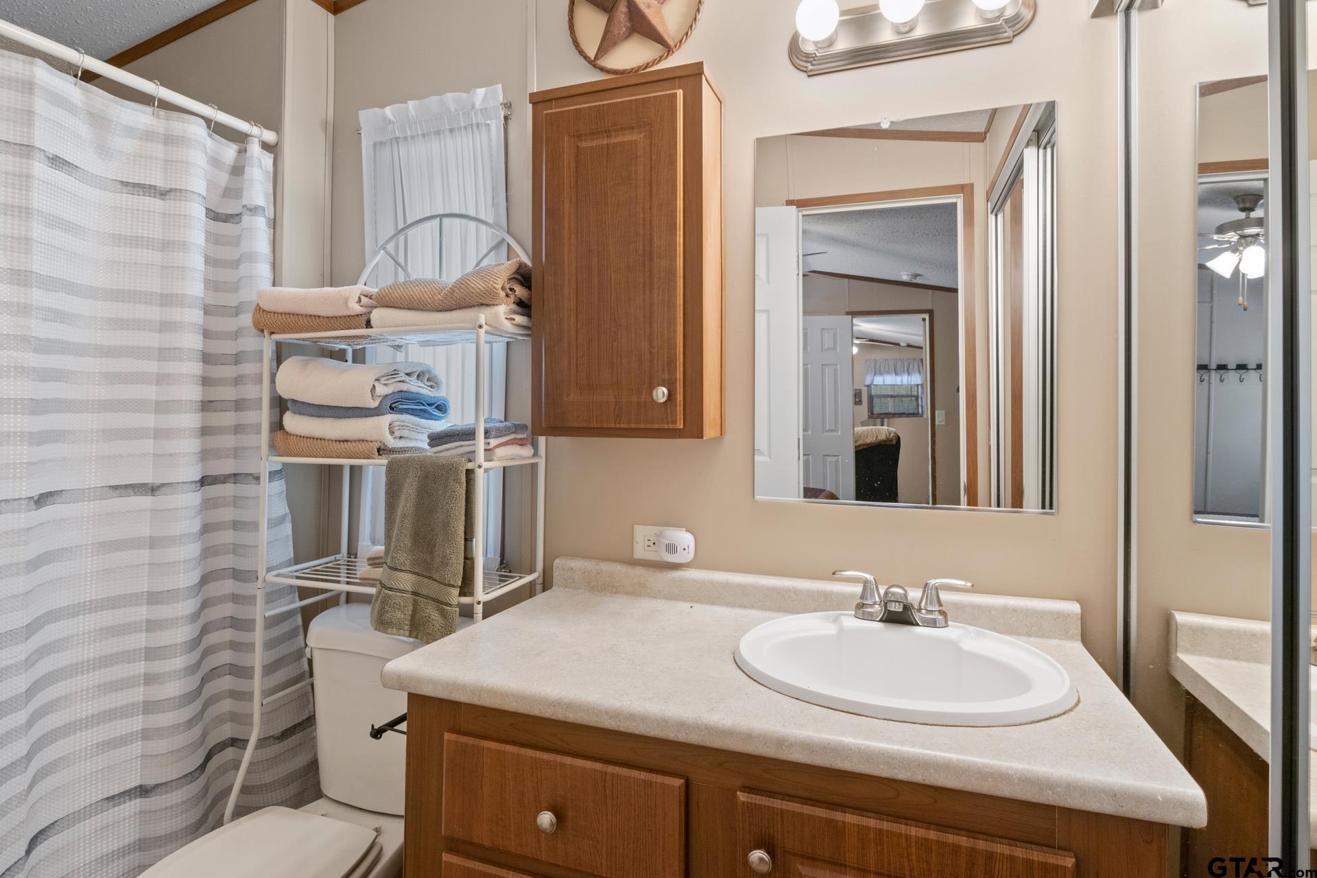 1114 County Road 3430