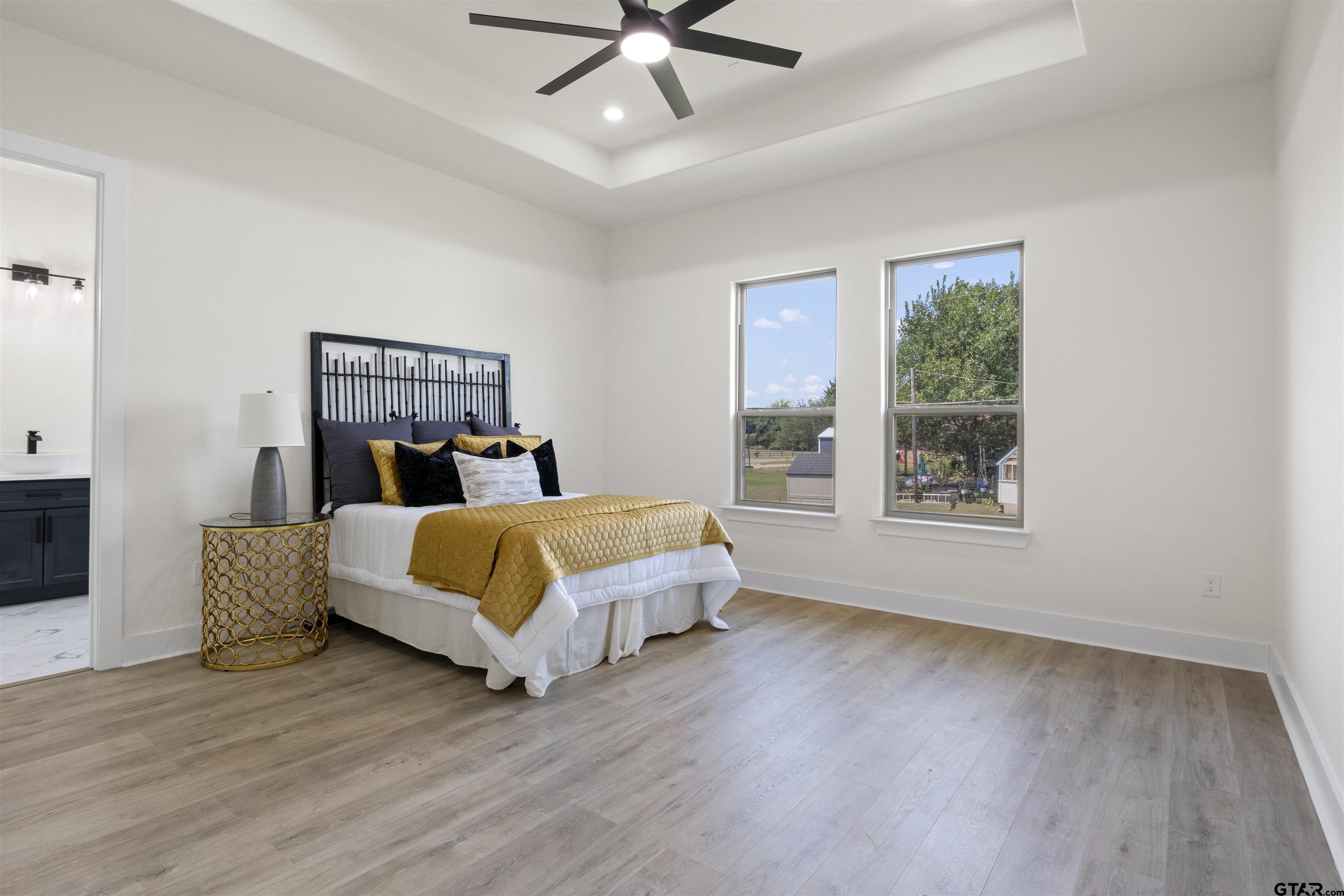 2705 Stone Briar