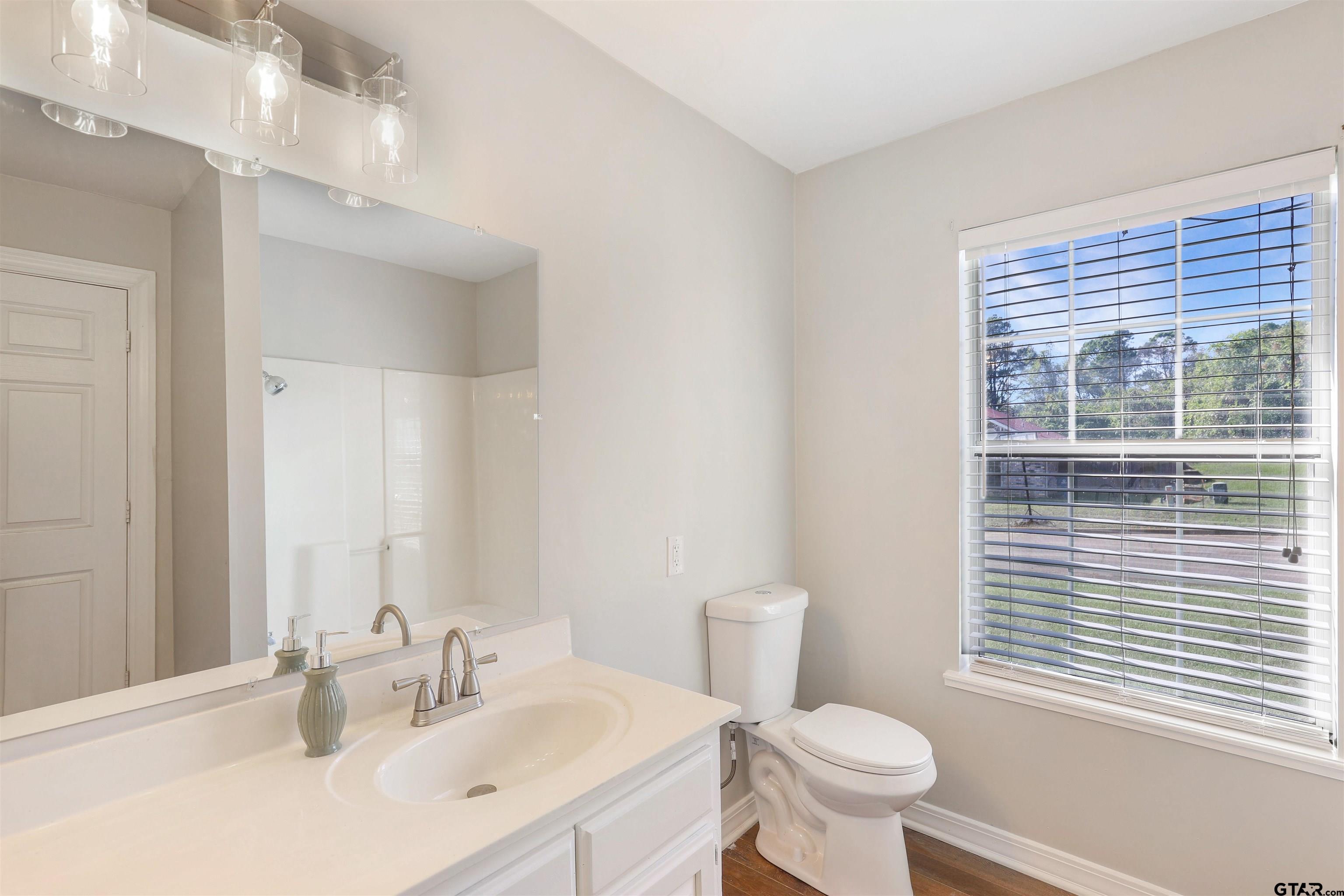 118 E G McMillan Way