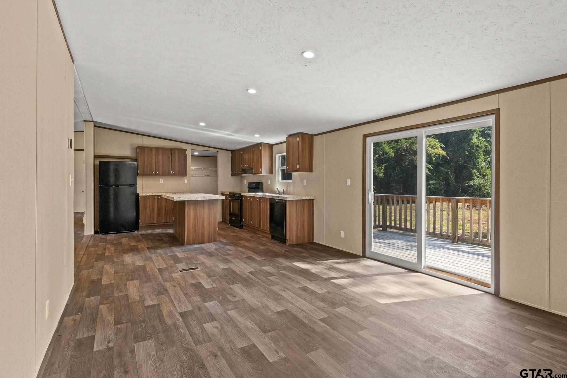 251 County Road 2603