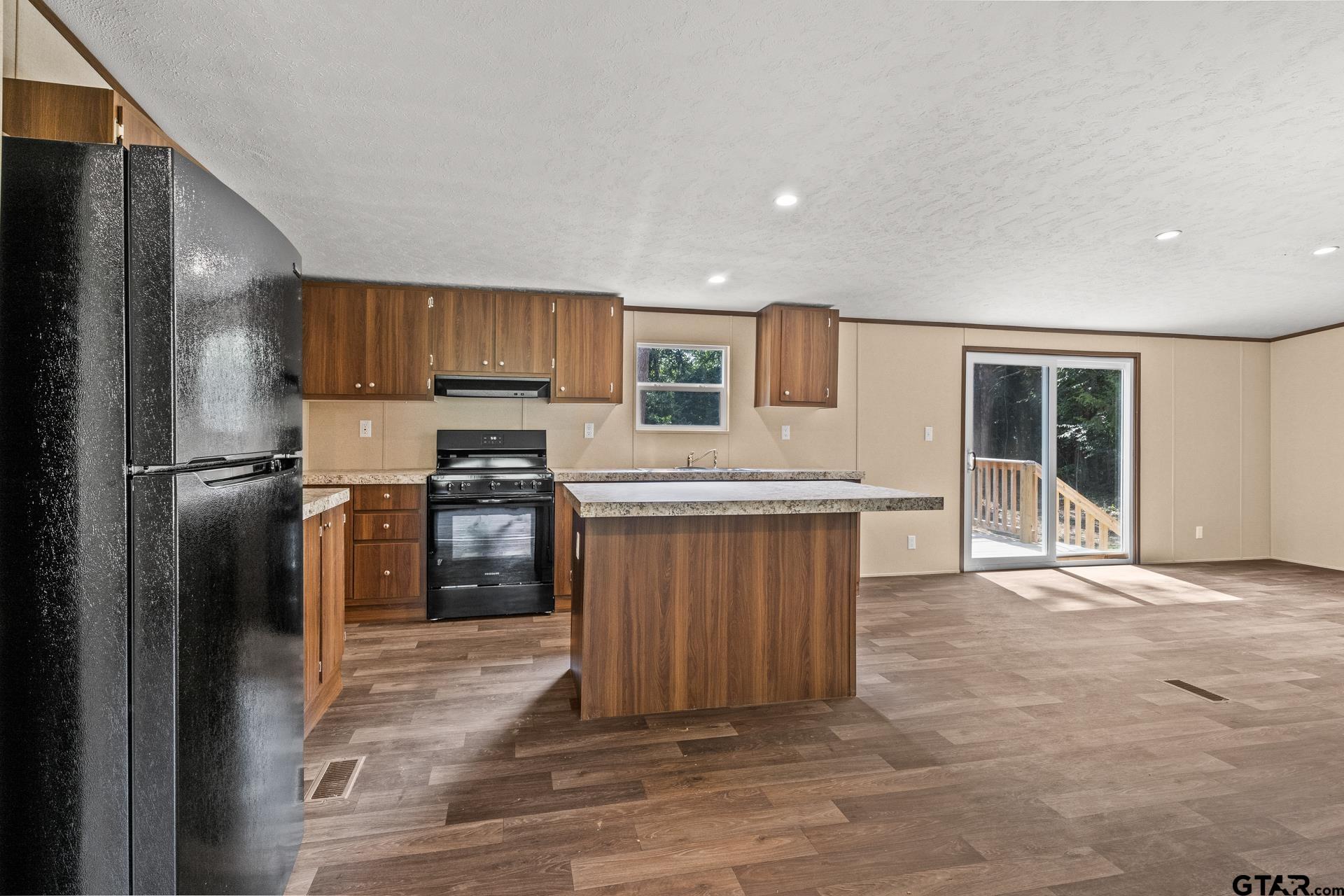 251 County Road 2603