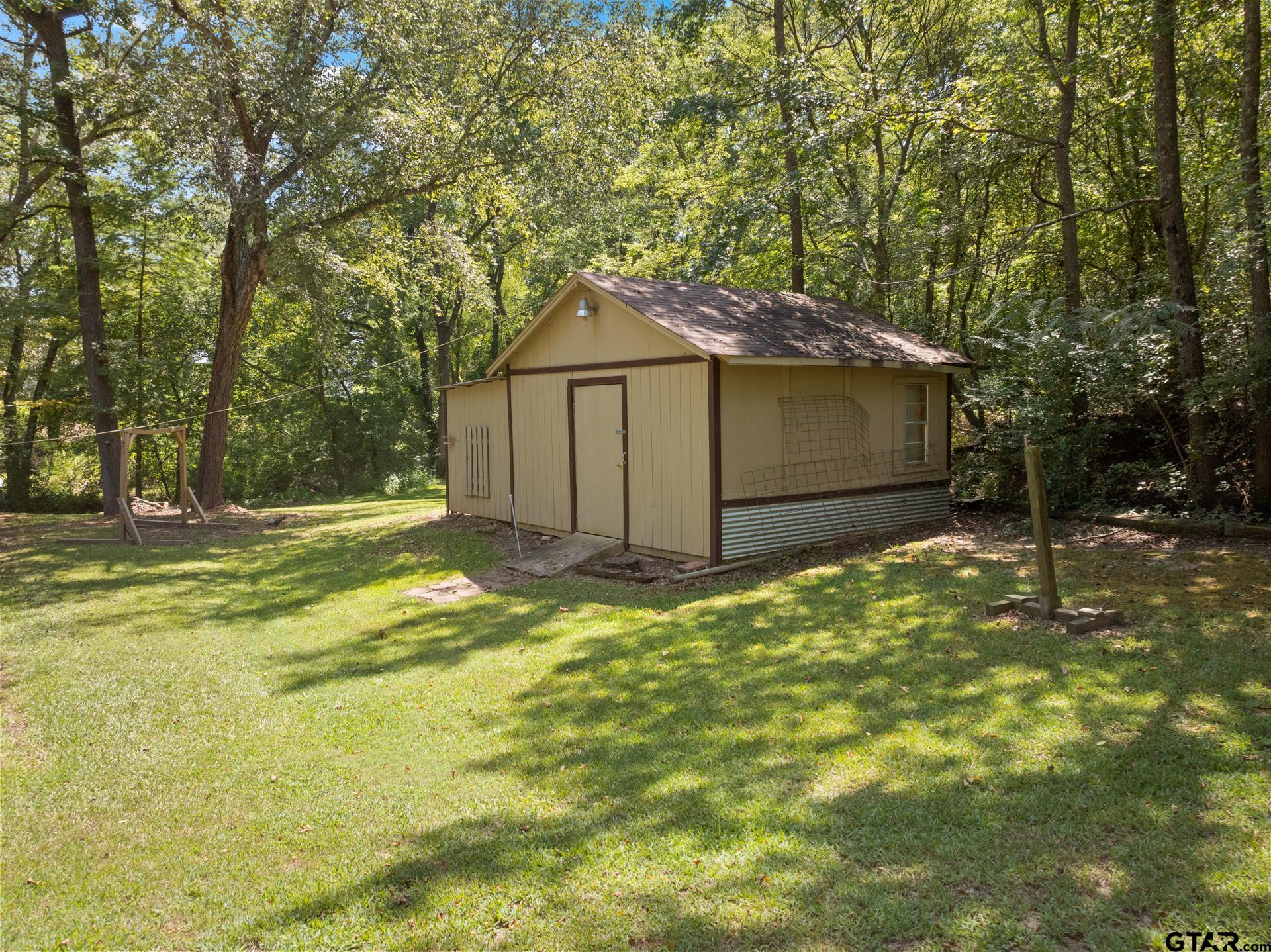 91 County Road 2108
