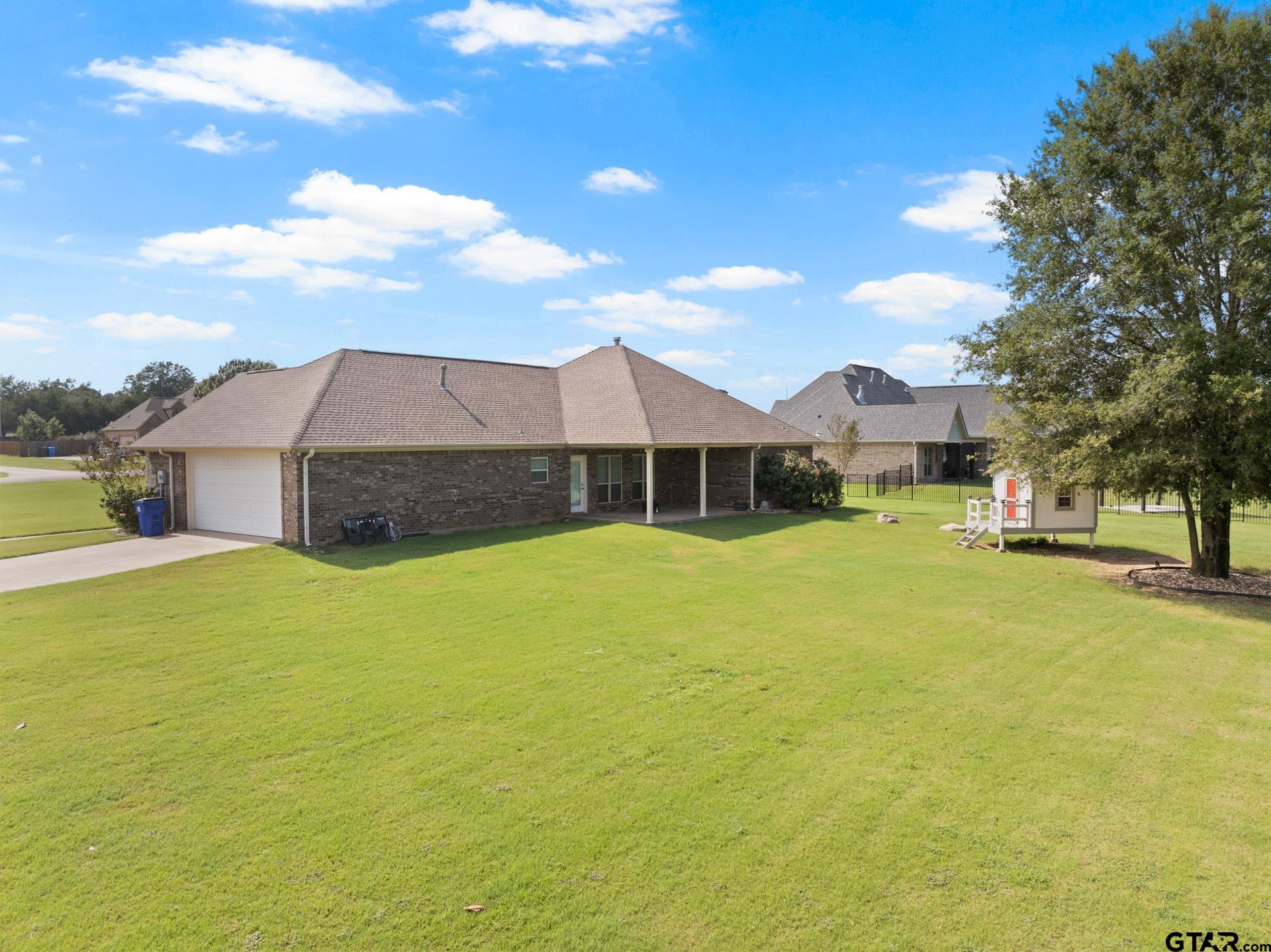 299 Private Road 54166