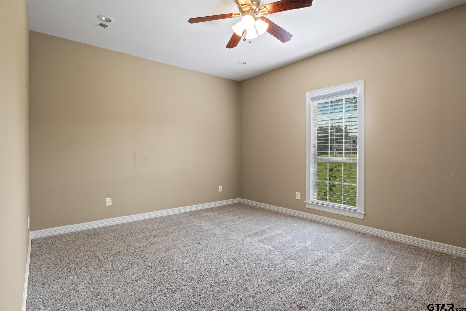 299 Private Road 54166
