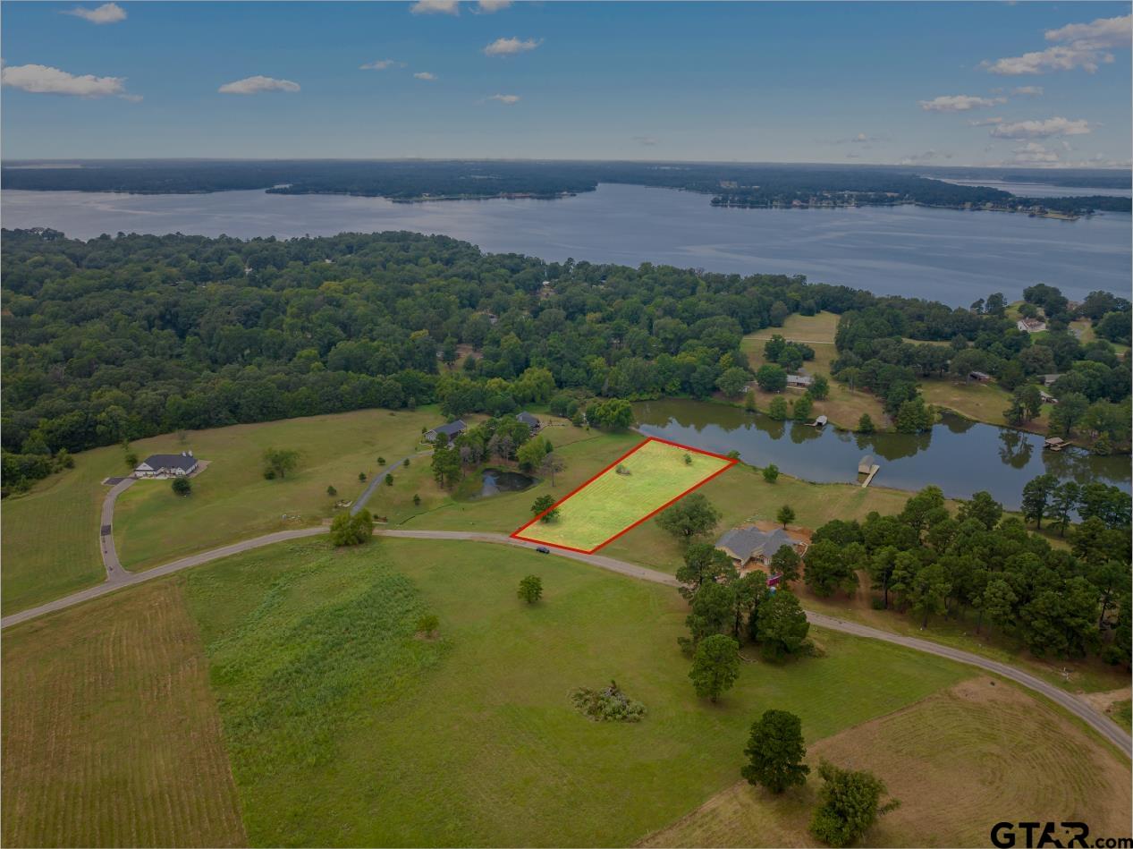 LOT 48 PR 52320