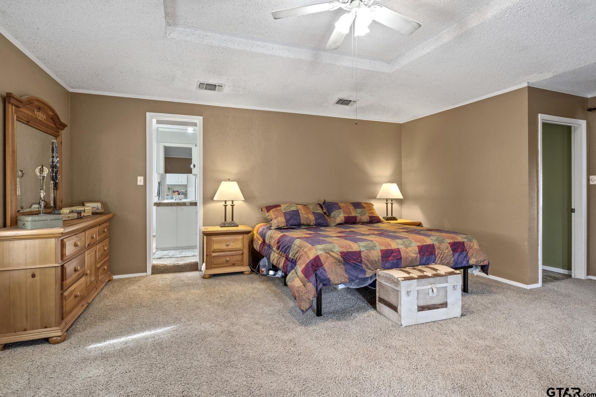 34 Nevills Rd