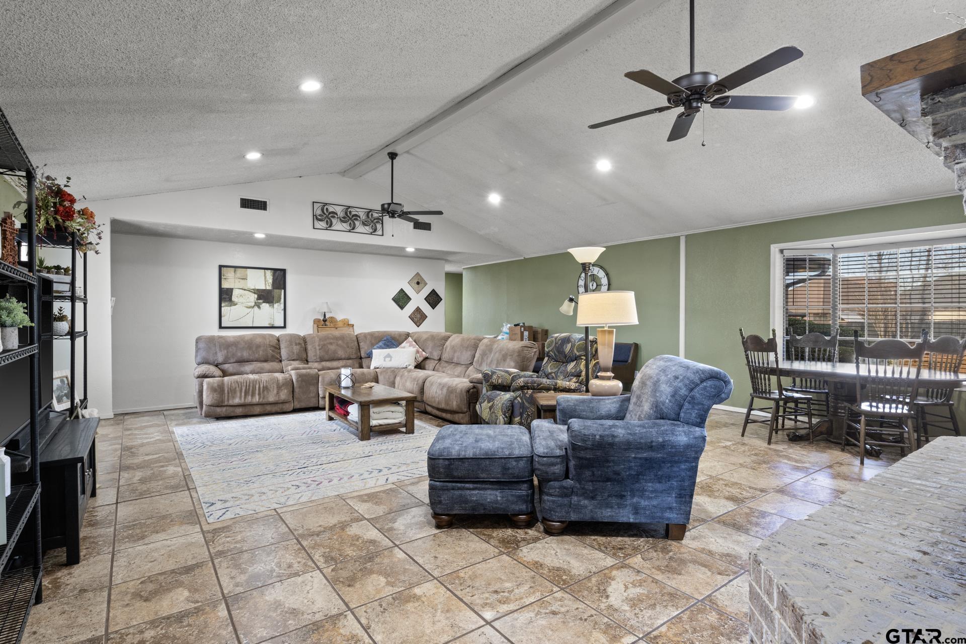 34 Nevills Rd