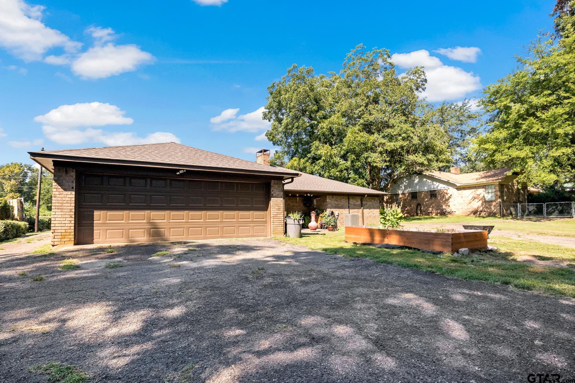 231 Quitman
