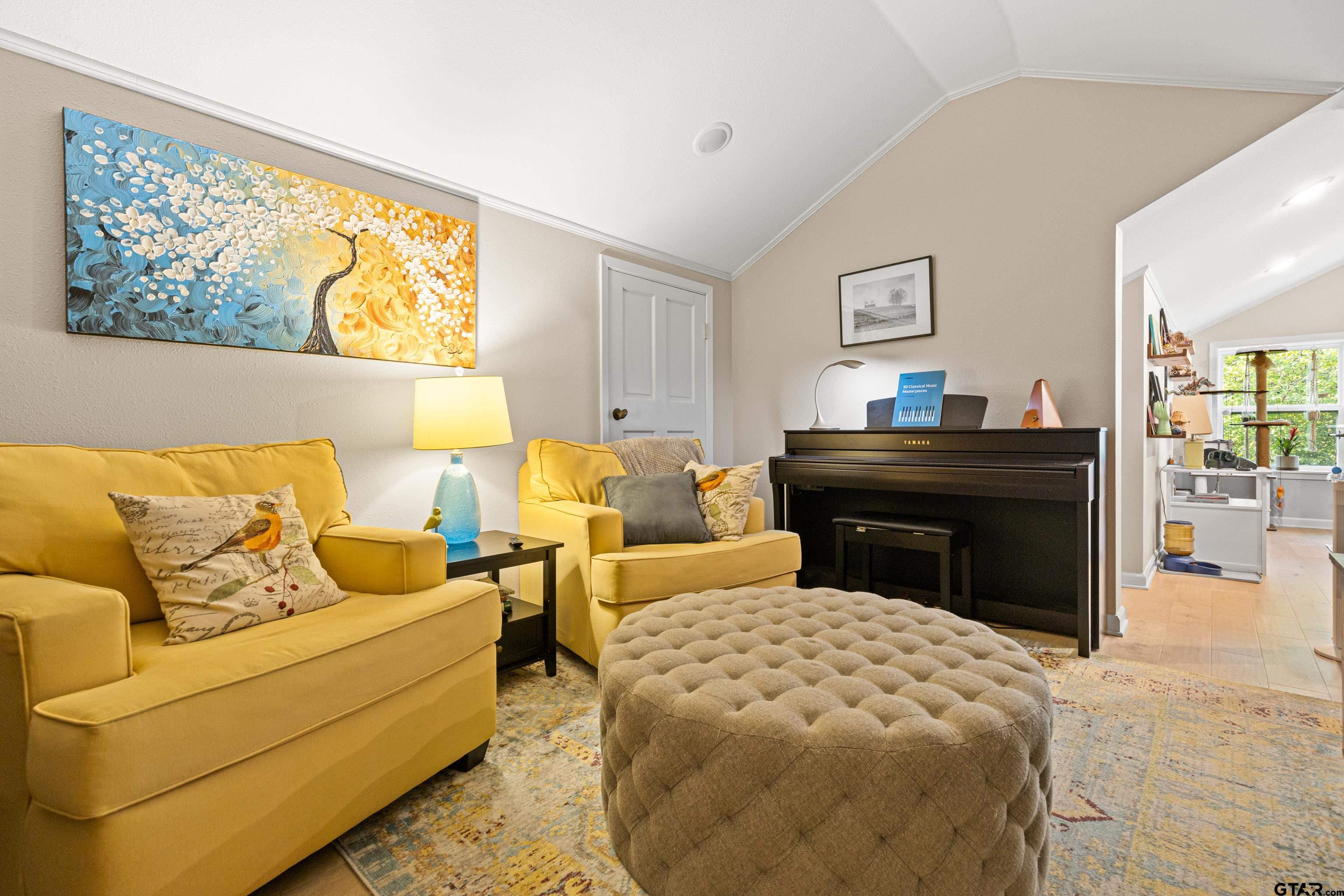 125 Private Road 3180