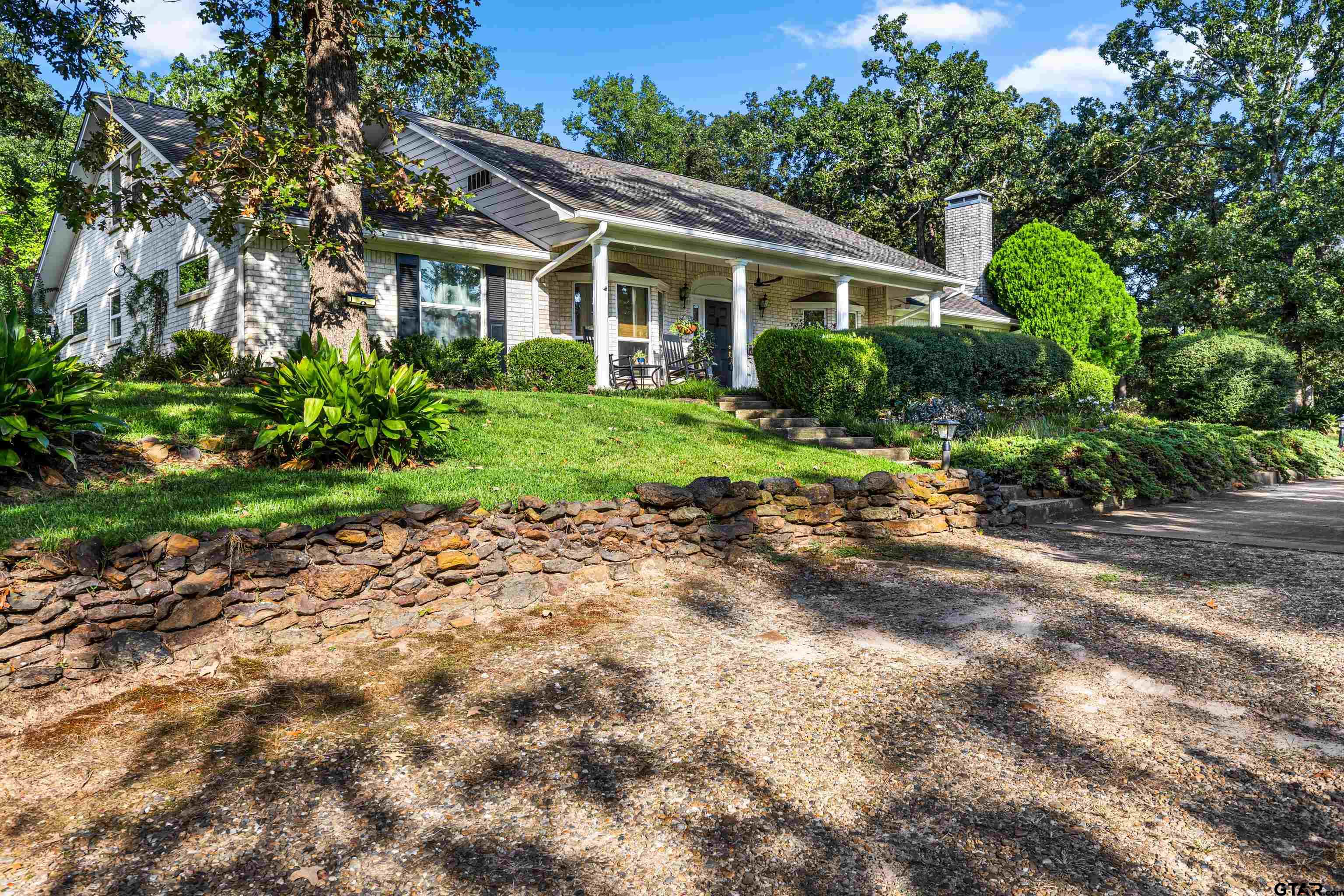 125 Private Road 3180